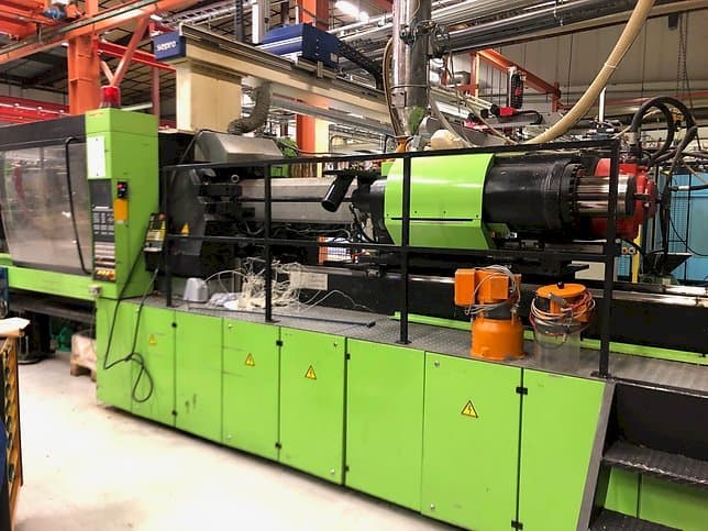 Vista frontal de la máquina Engel ES 3550/400 HL