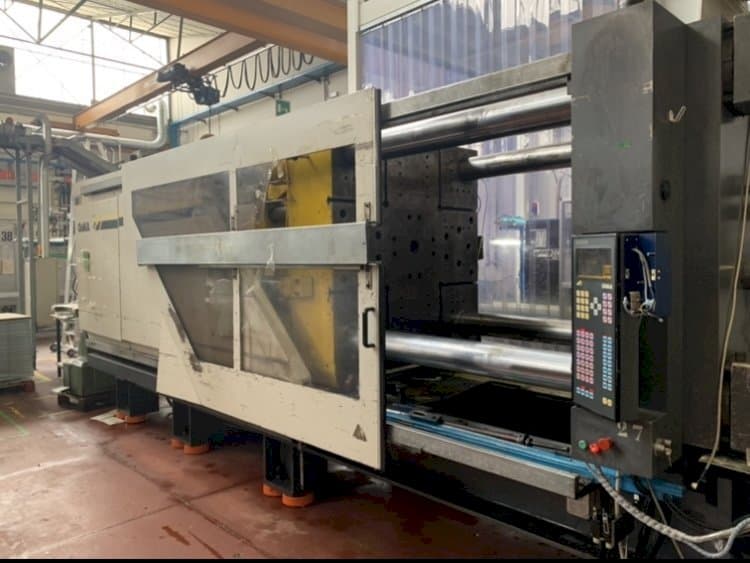 Vista frontal de la máquina OiMA STRATOS 8500/900 S