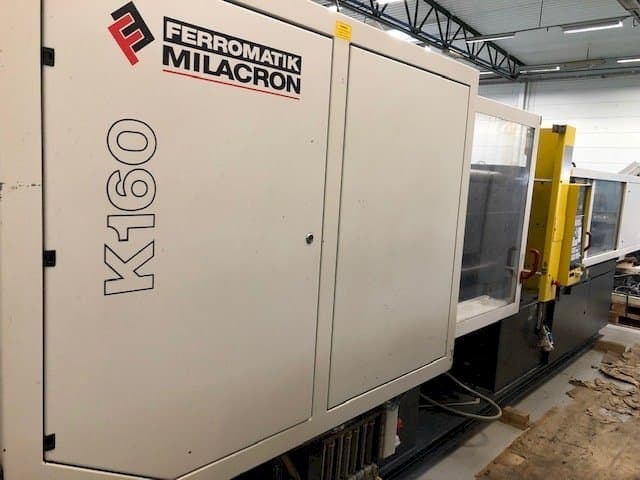 Vista frontal de la máquina Ferromatik MILACRON K160