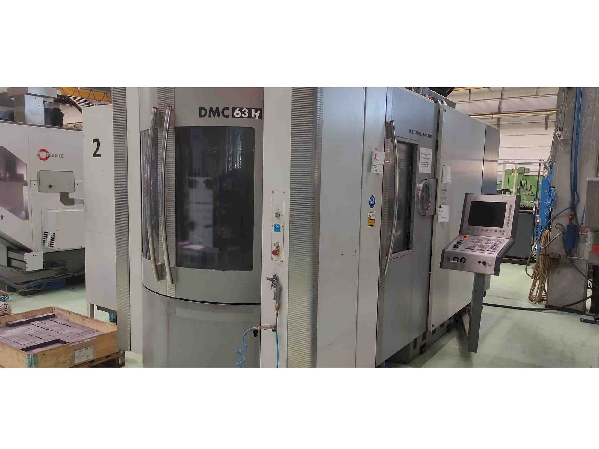 Vista frontal de la máquina DMG DMC63H