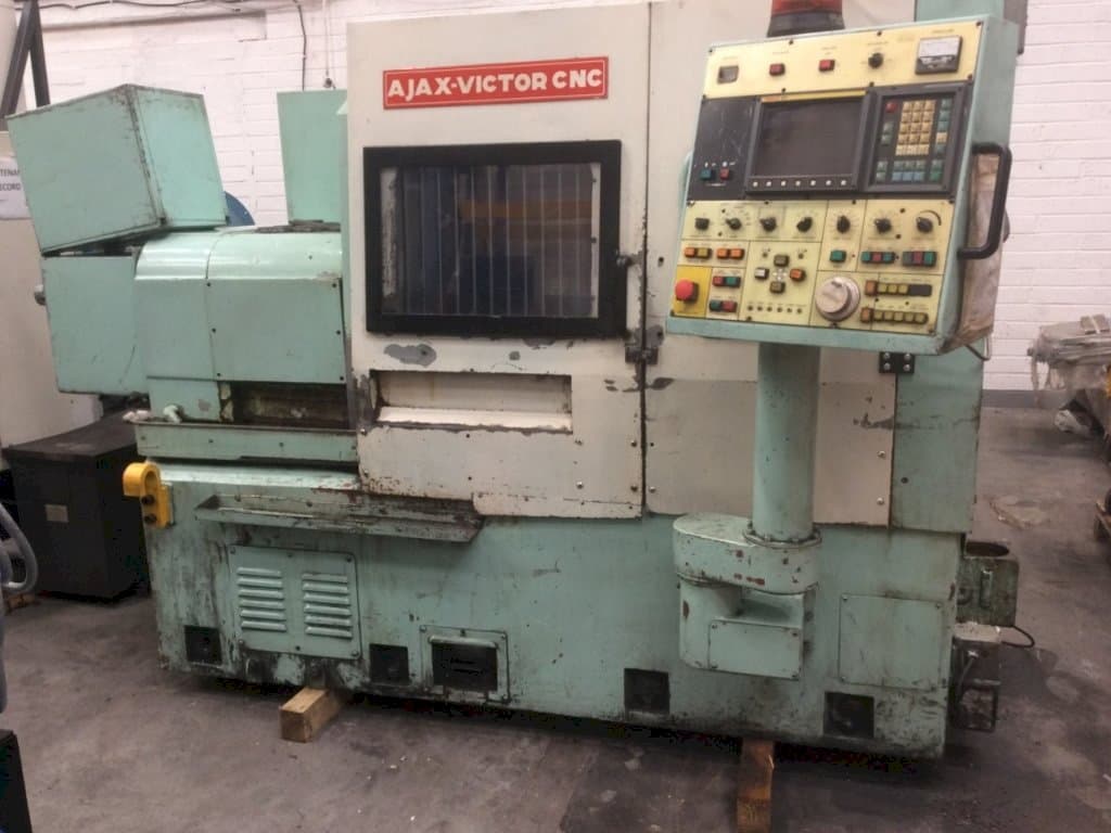 Vista frontal de la máquina Victor TNS-3H