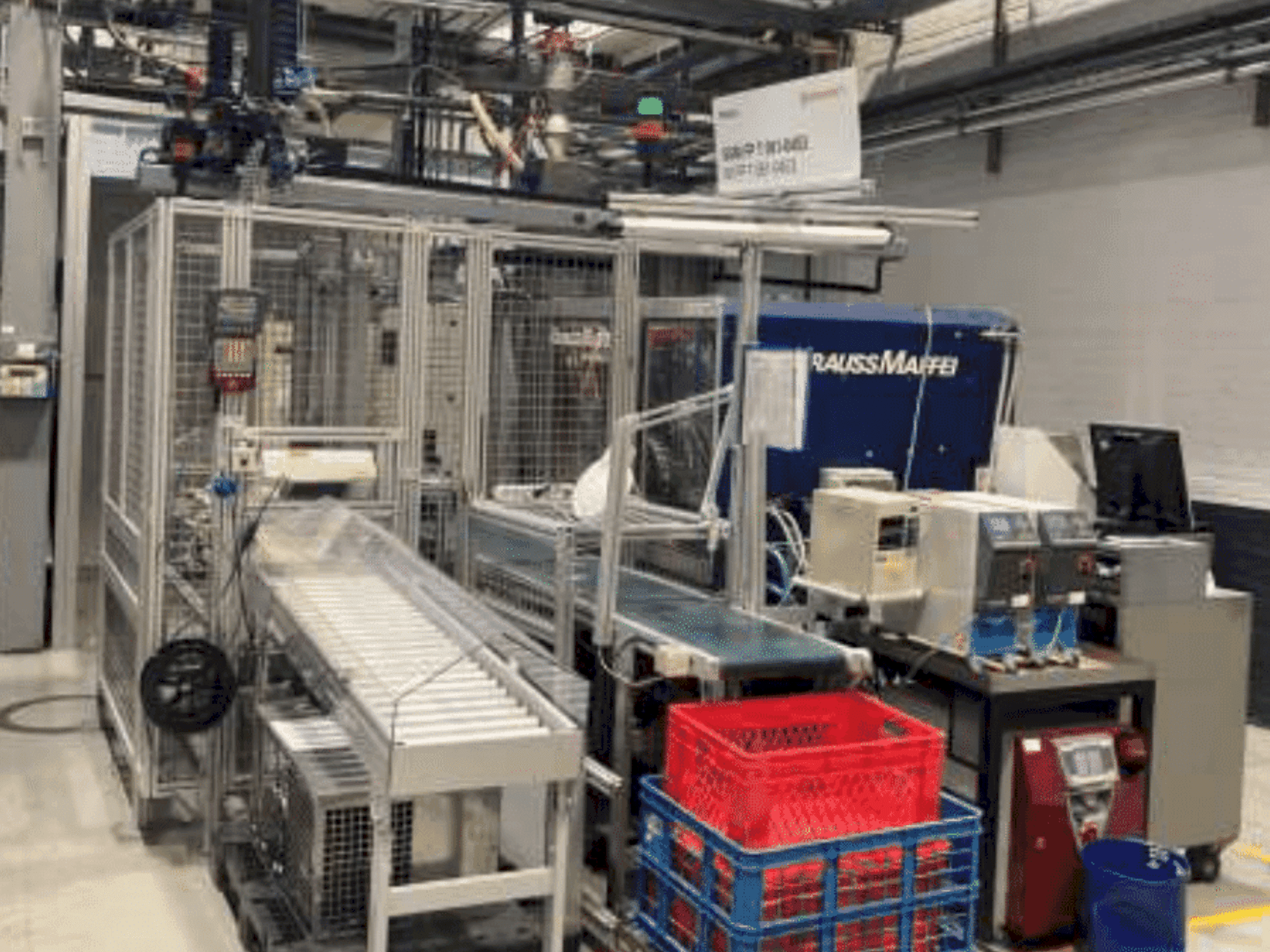 Vista frontal de la máquina Krauss Maffei KM 125-390 C2