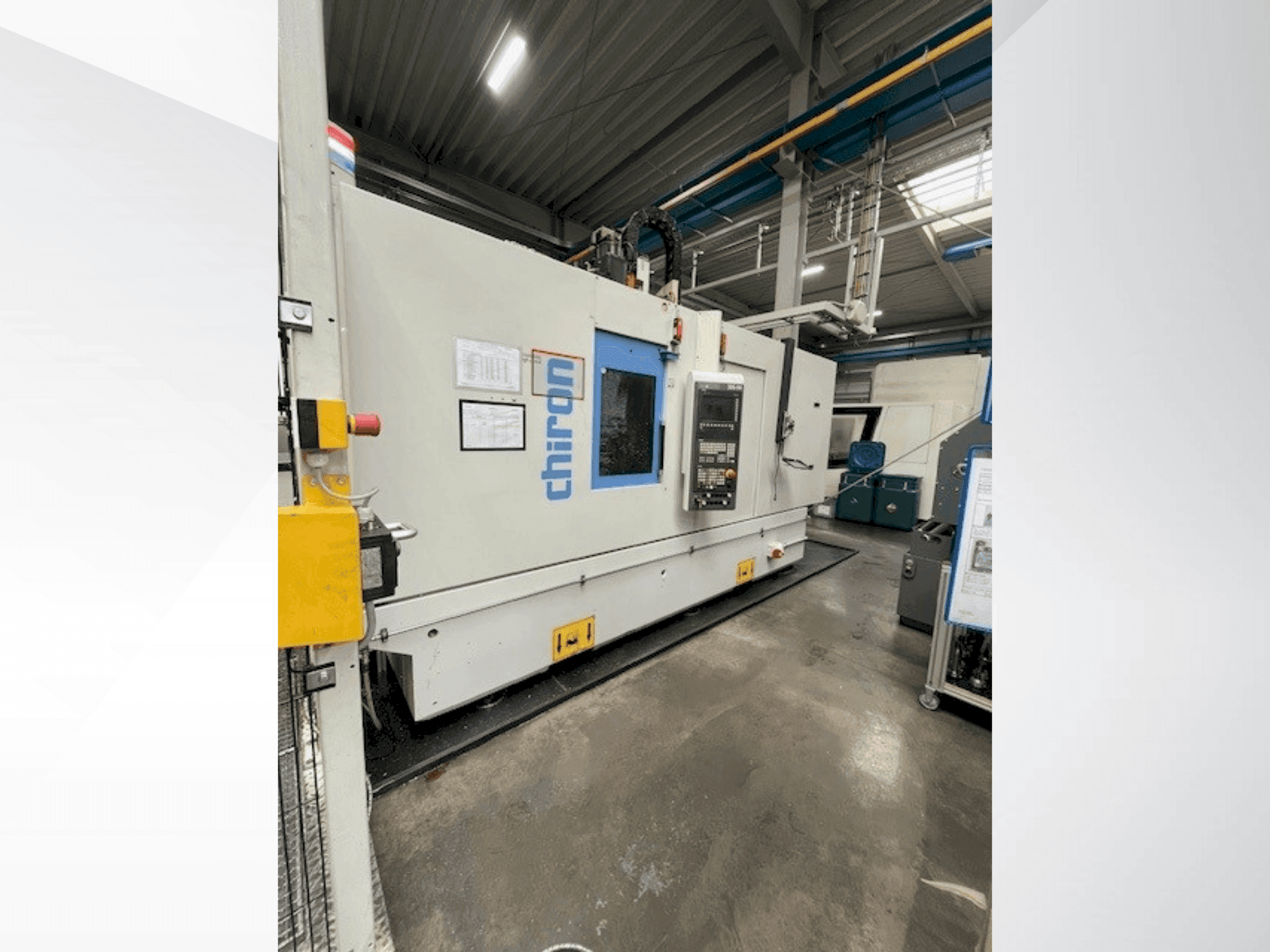 Vista frontal de la máquina CHIRON DZ18W