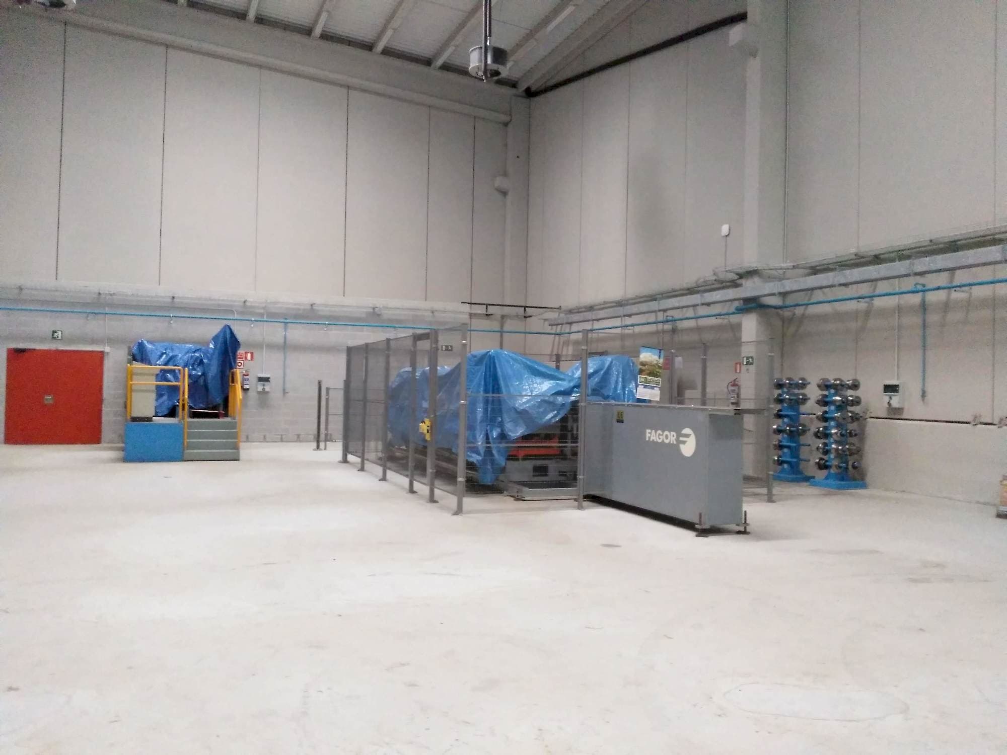 Vista frontal de la máquina Fagor