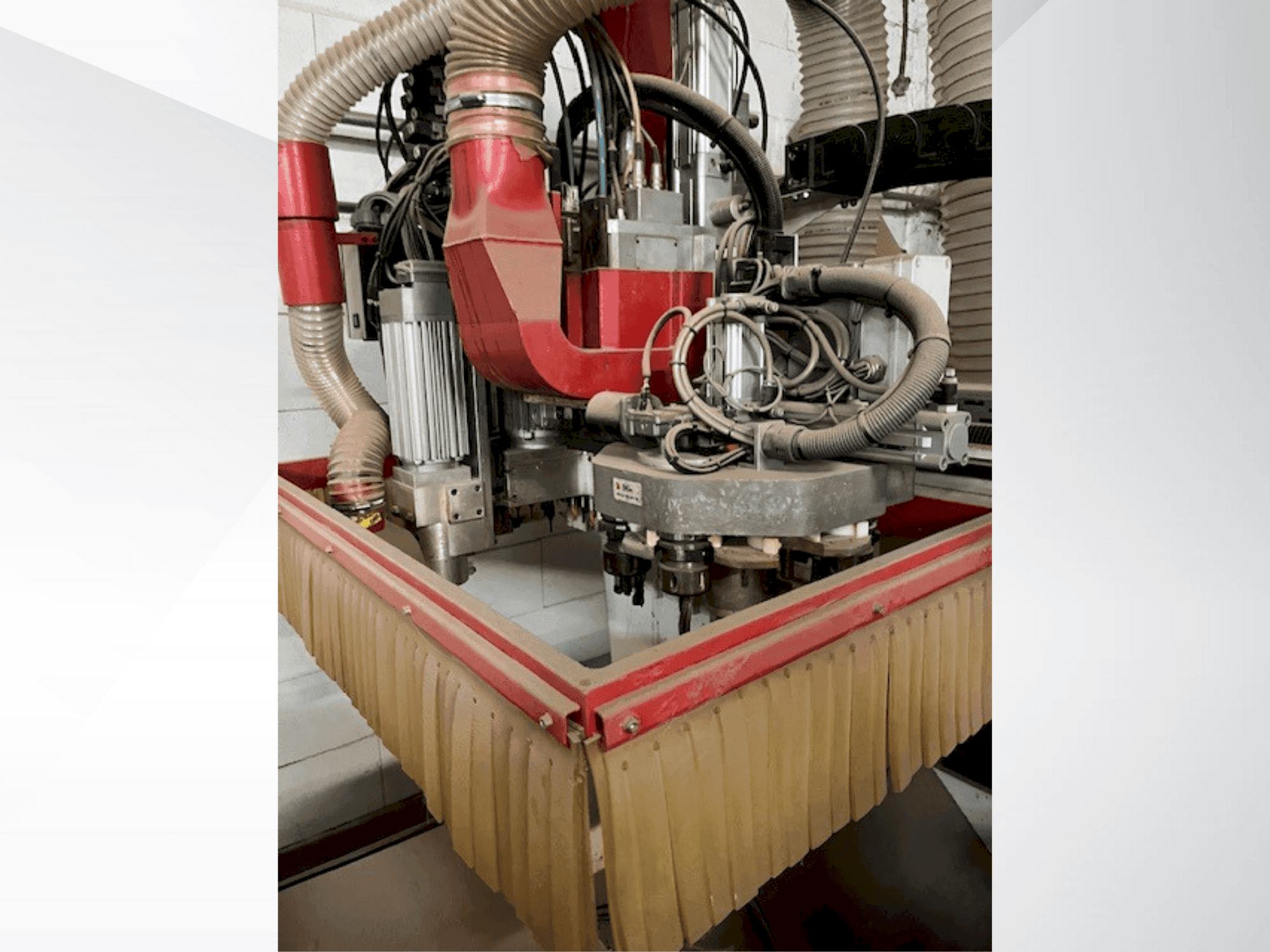 Vista frontal de la máquina IMA BIMA 210 100/300