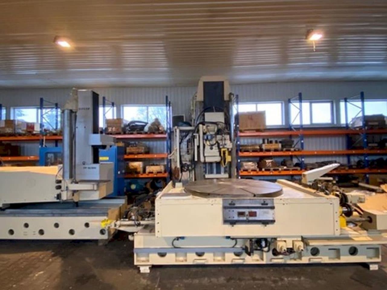 Vista frontal de la máquina NILES ZSTZ 35