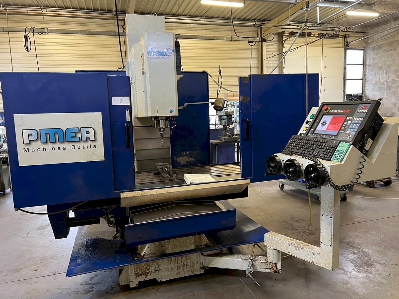 Vista frontal de la máquina PMER S-2473