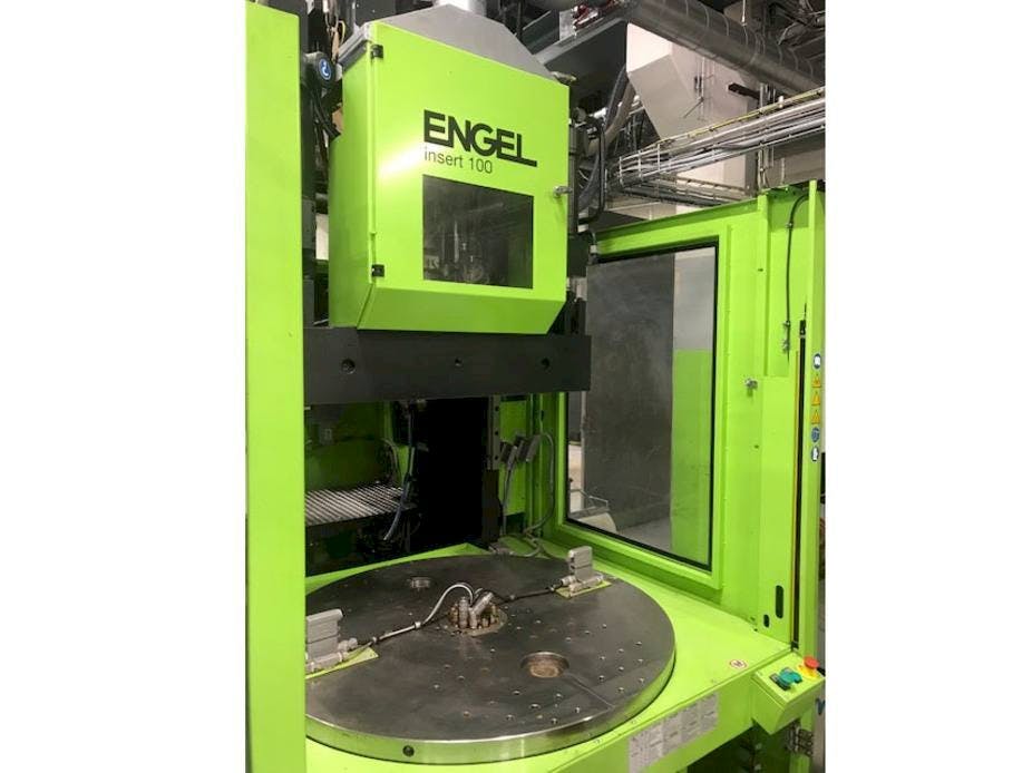 Vista frontal de la máquina Engel INSERT 500V/100