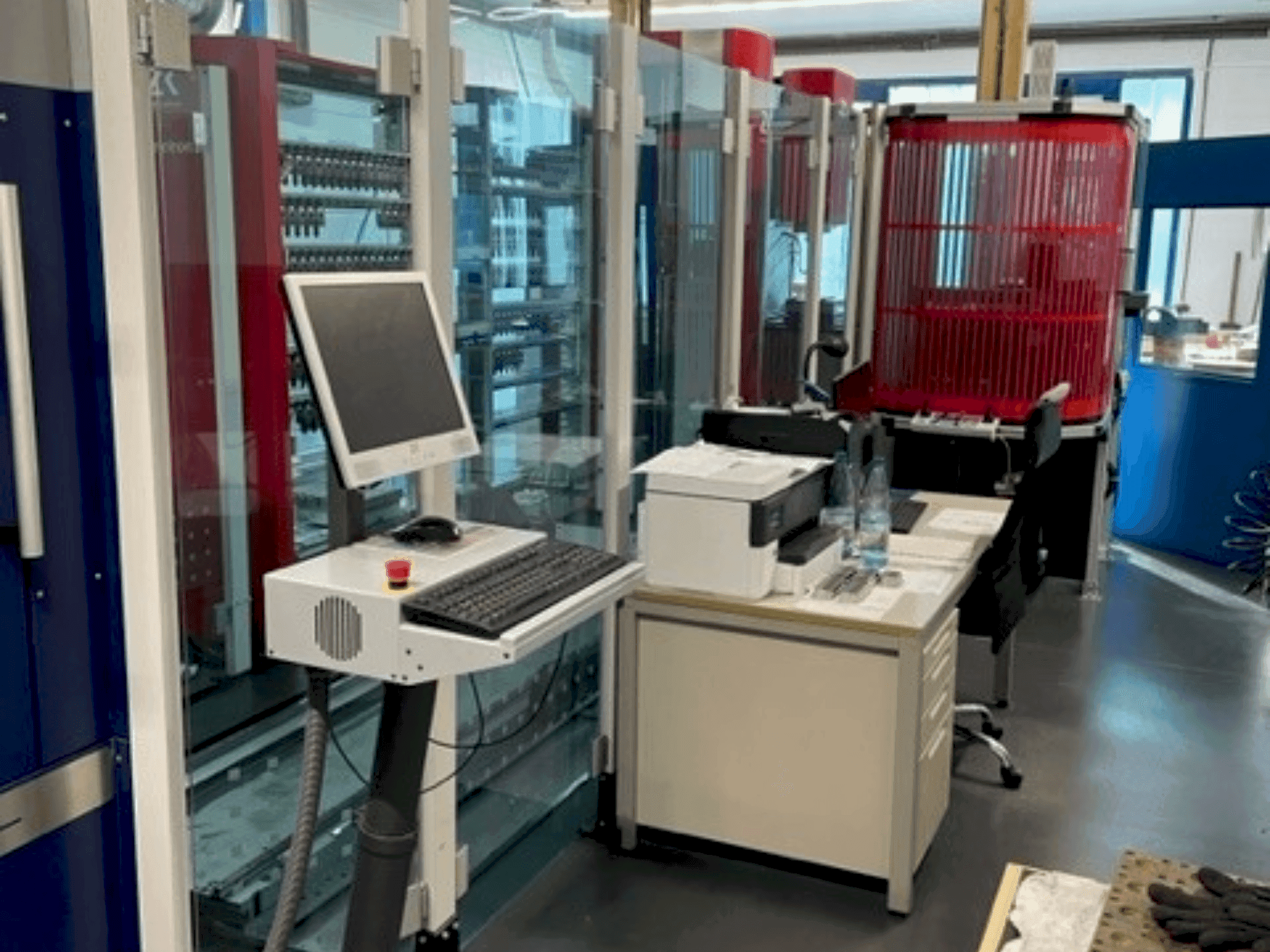 Vista frontal de la máquina ZK GENIUS 700