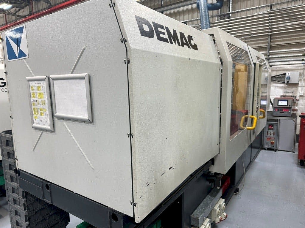 Vista lateral izquierda de la máquina DEMAG Ergotech System 1100-200