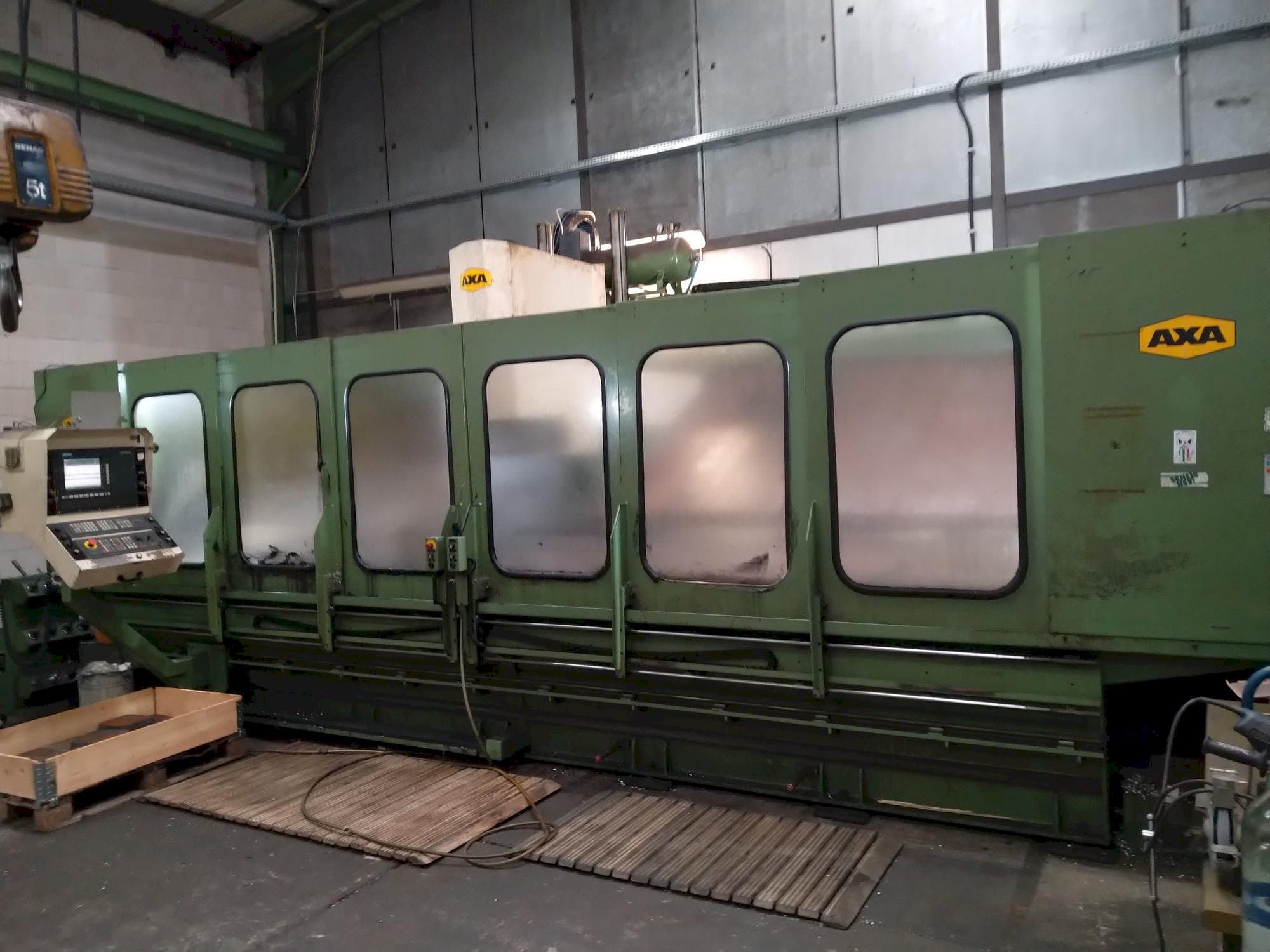 Vista frontal de la máquina AXA VSC 5000-m