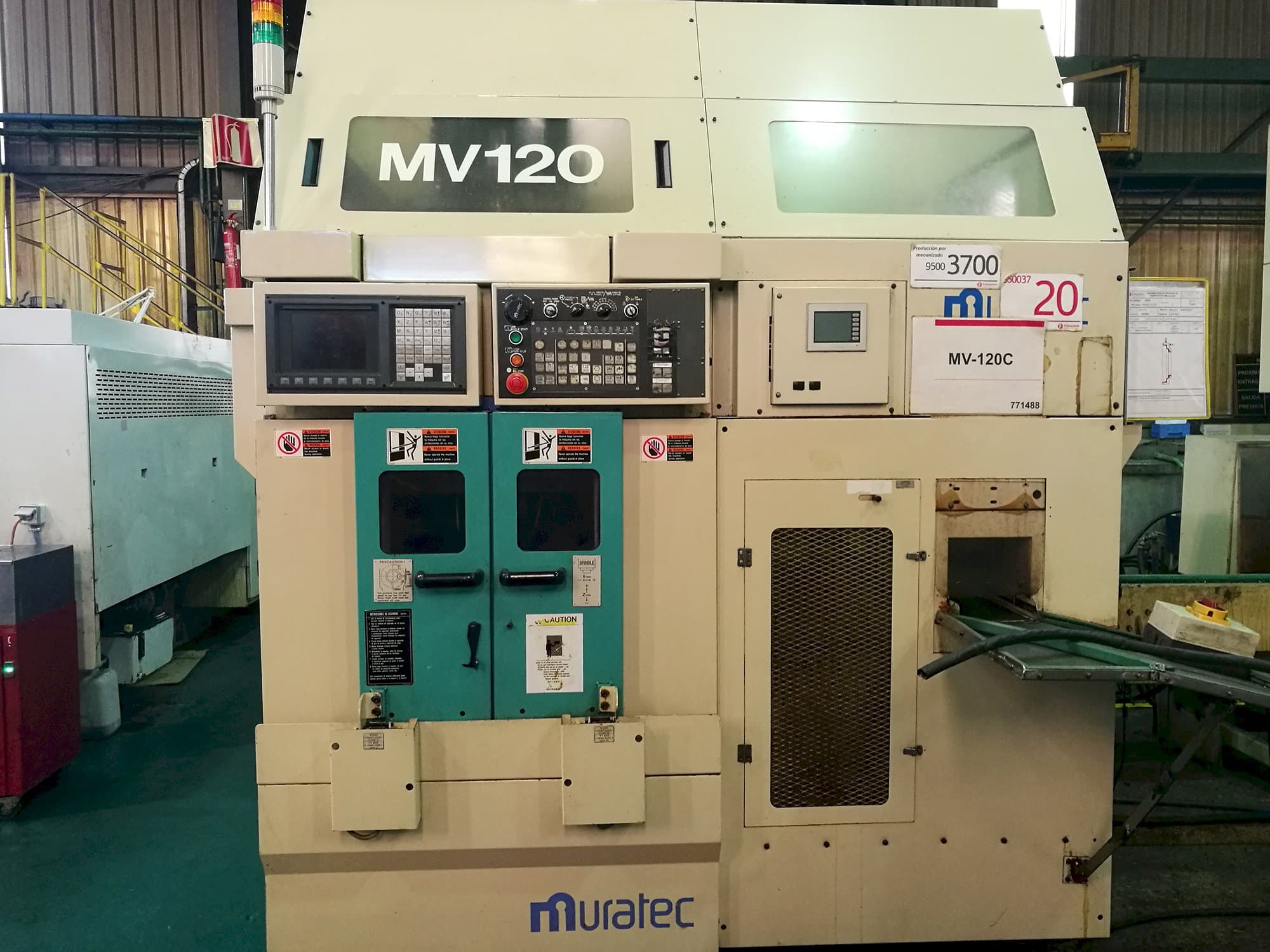 Vista frontal de la máquina MURATA Muratec MV 120