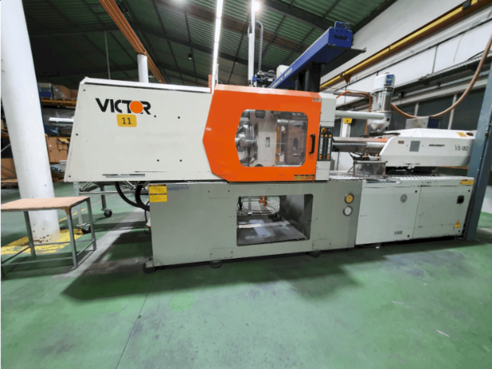 Vista frontal de la máquina Victor VS180