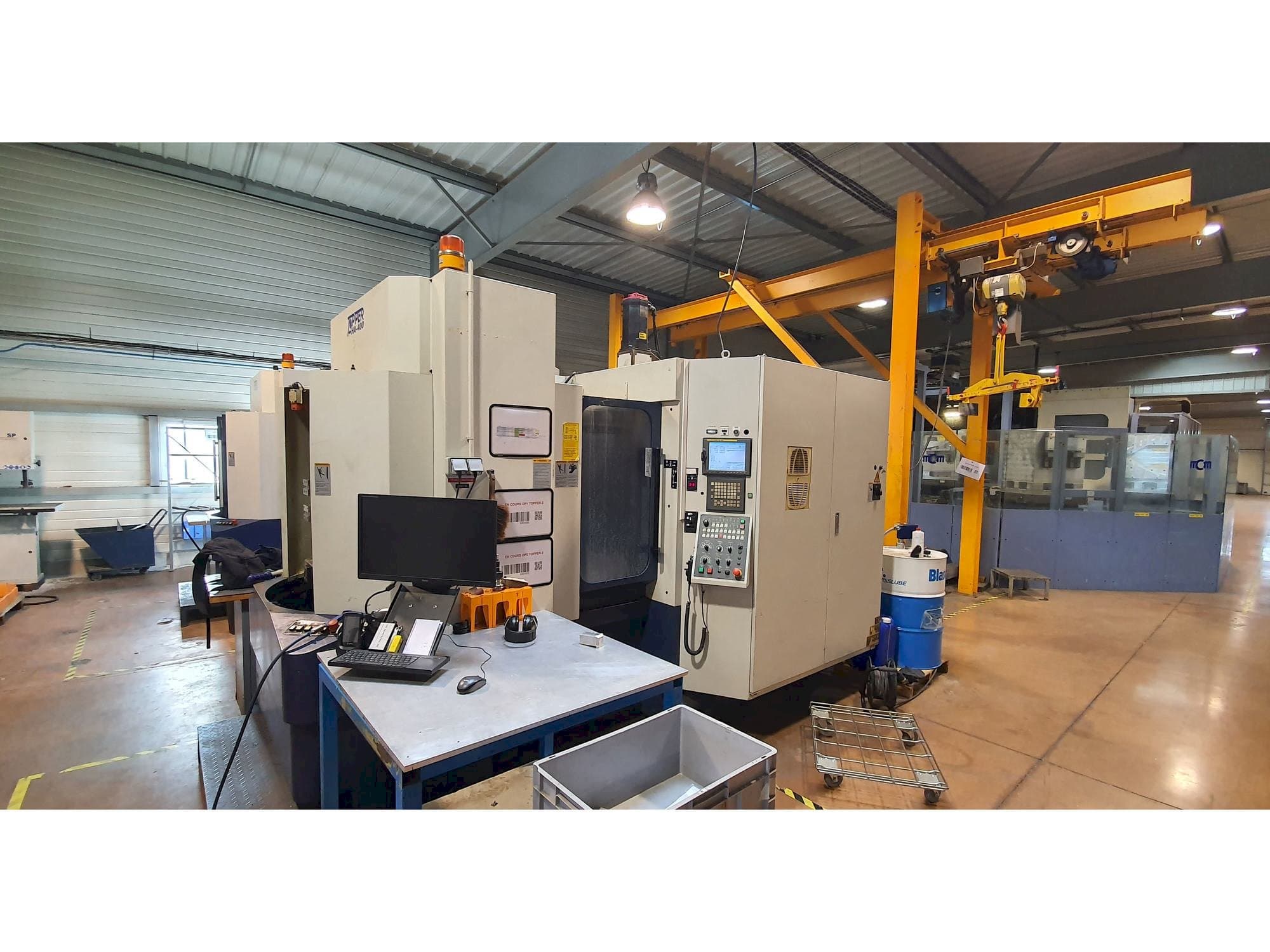 Vista frontal de la máquina Tongtai H400