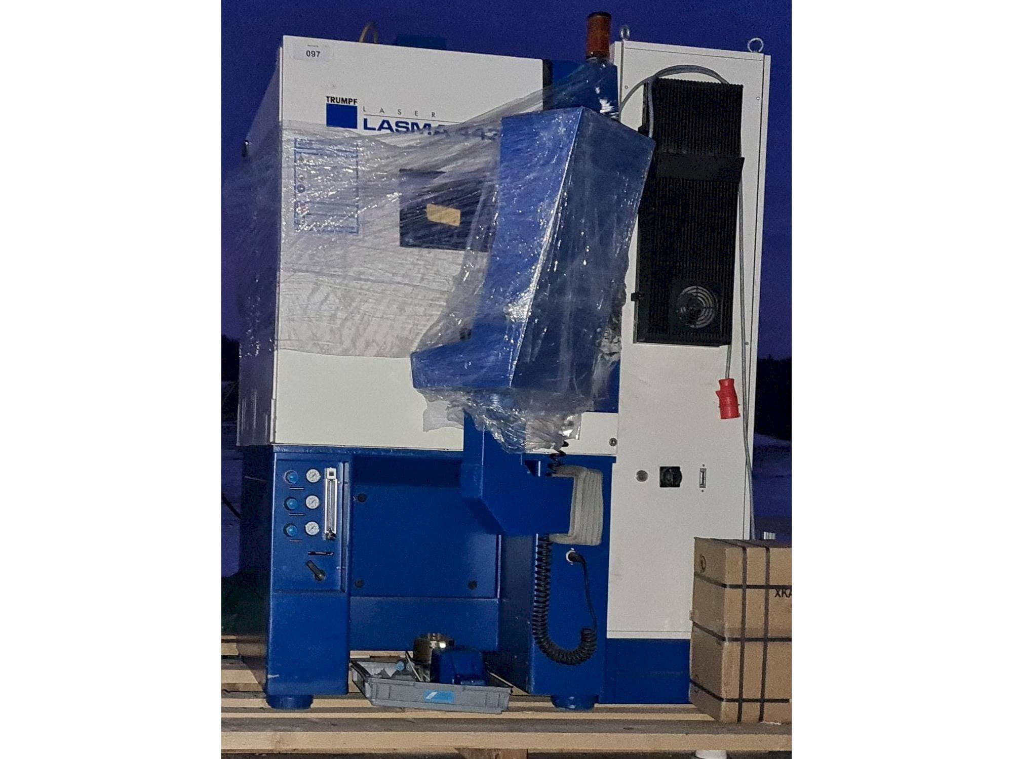 Vista frontal de la máquina TRUMPF HL 124P LCB