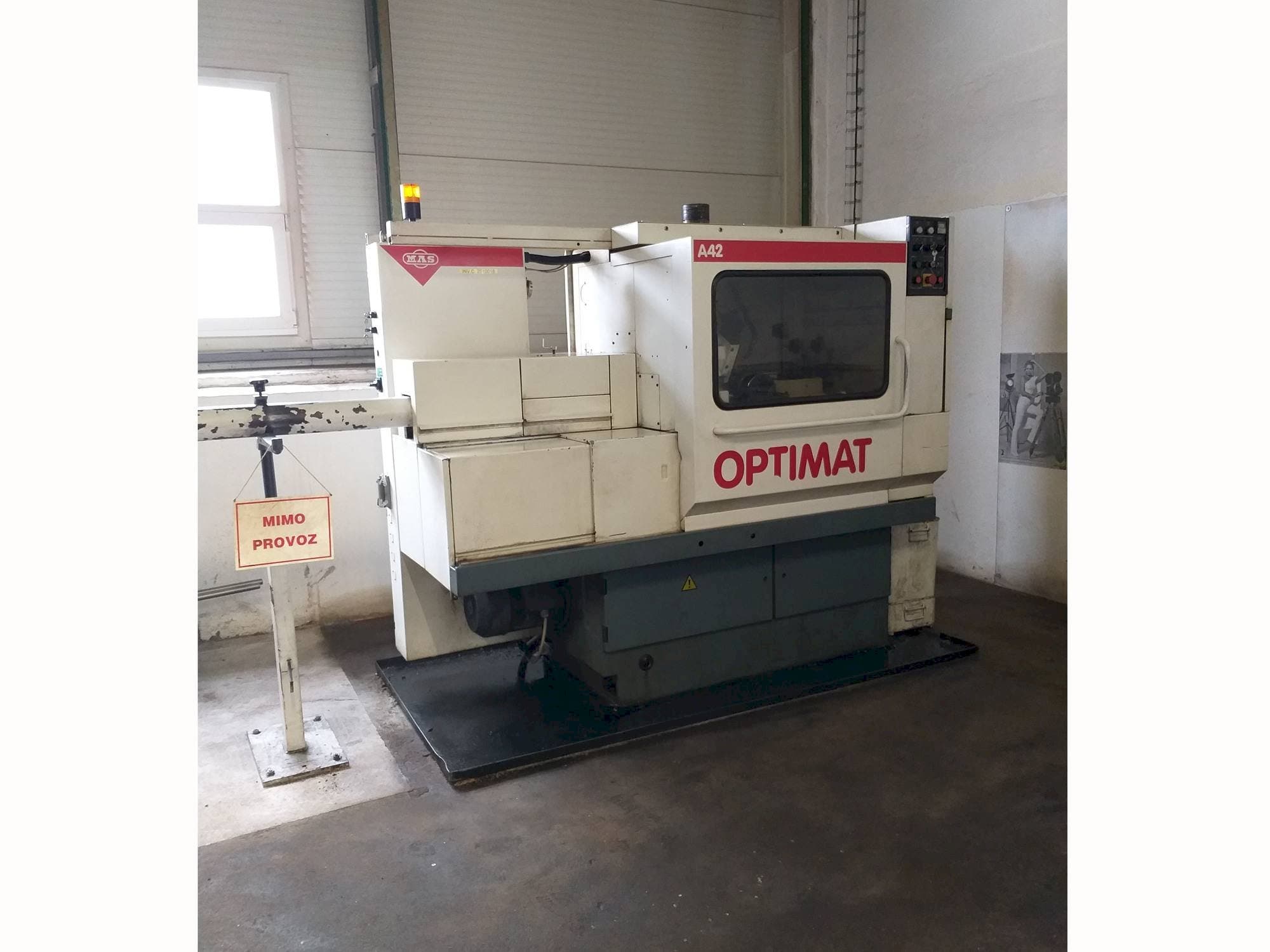 Vista frontal de la máquina MAS Optimat A42
