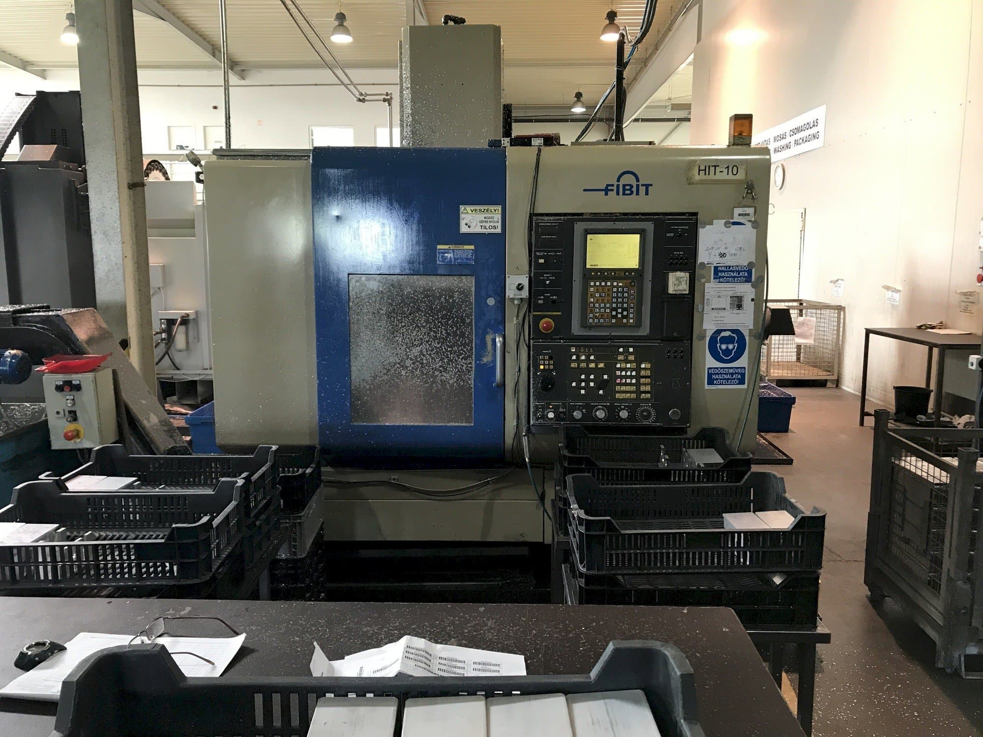 Vista frontal de la máquina HITACHI SEIKI VS40