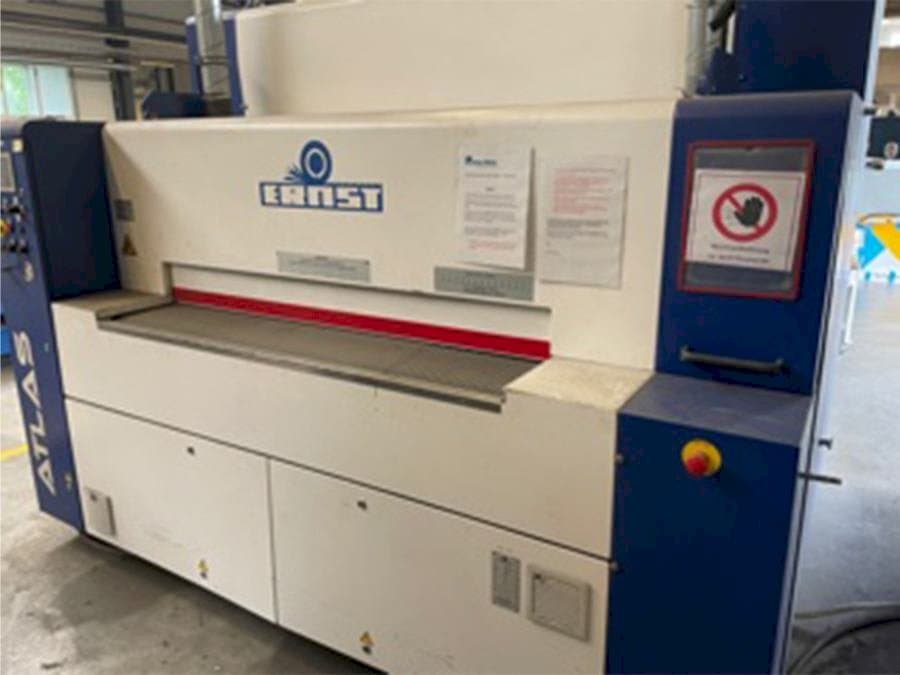 Vista frontal de la máquina ERNST ATLAS ES