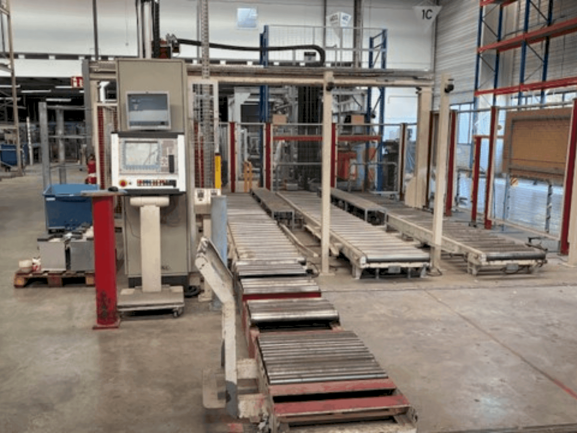 Vista frontal de la máquina LIGMATECH MAW/Nottmeyer, Ligmatech