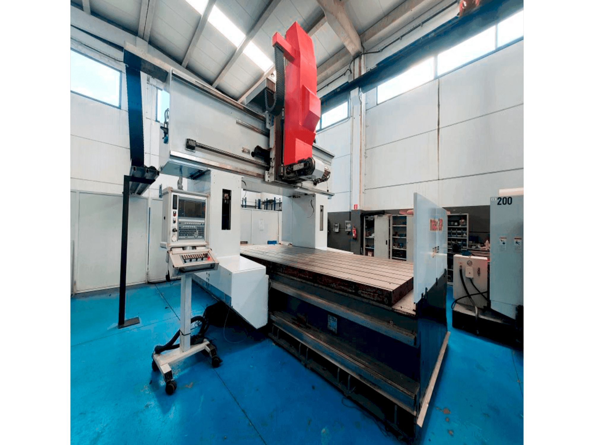 Vista frontal de la máquina Matec 30P