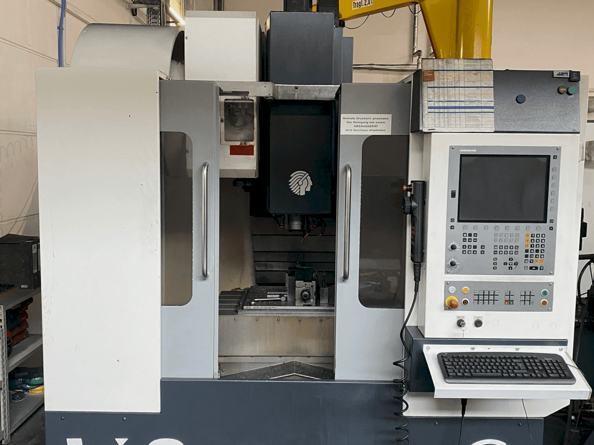 Vista frontal de la máquina Huron VX8