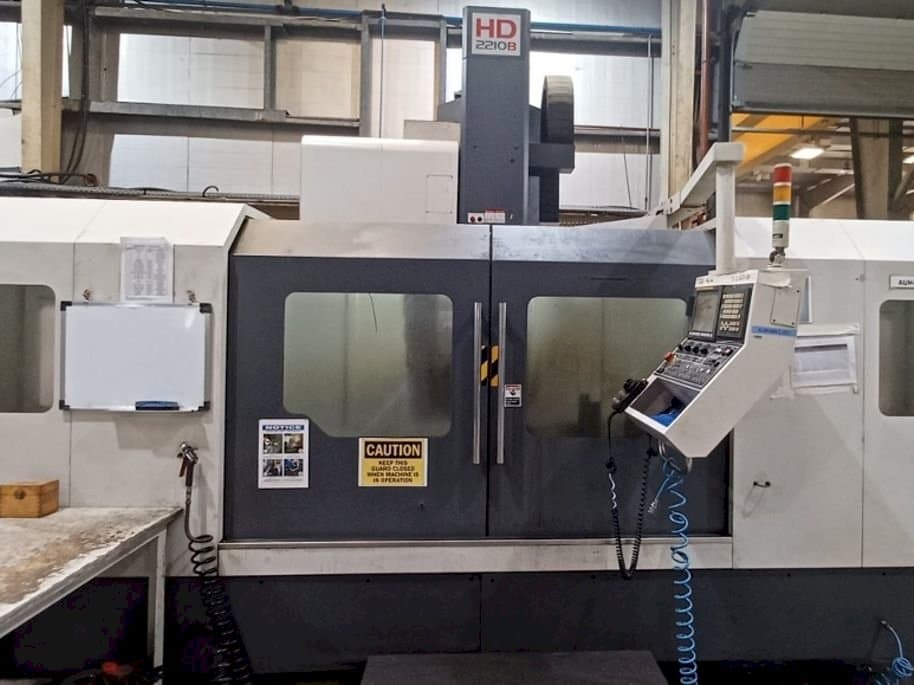 Vista frontal de la máquina Dugard HD 2210B