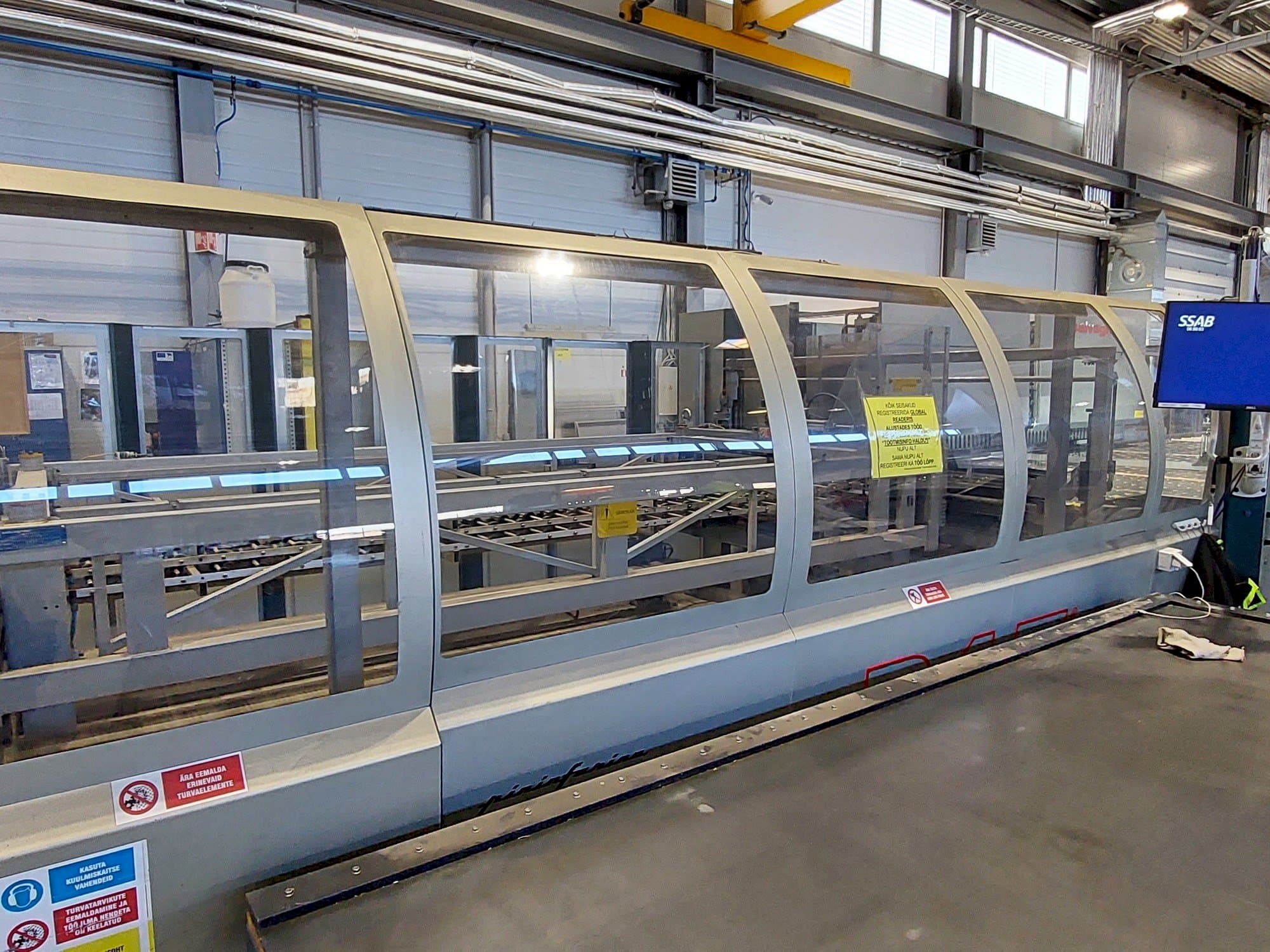 Vista frontal de la máquina Salvagnini S4 0929 + P4 line