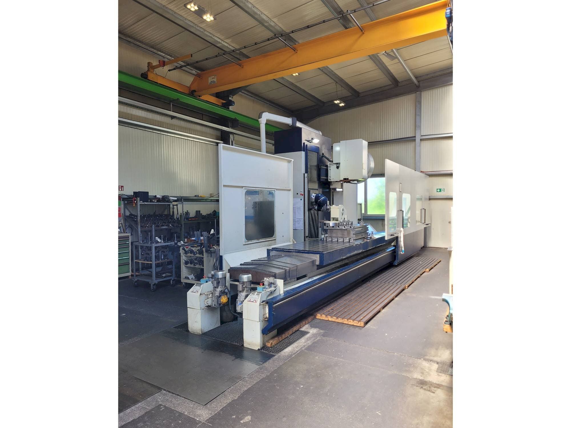 Vista frontal de la máquina Soraluce T35