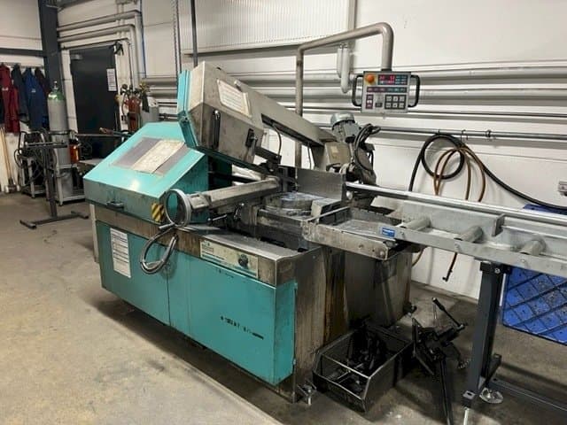 Vista frontal de la máquina BERG & SCHMID GBS 280 VA-i