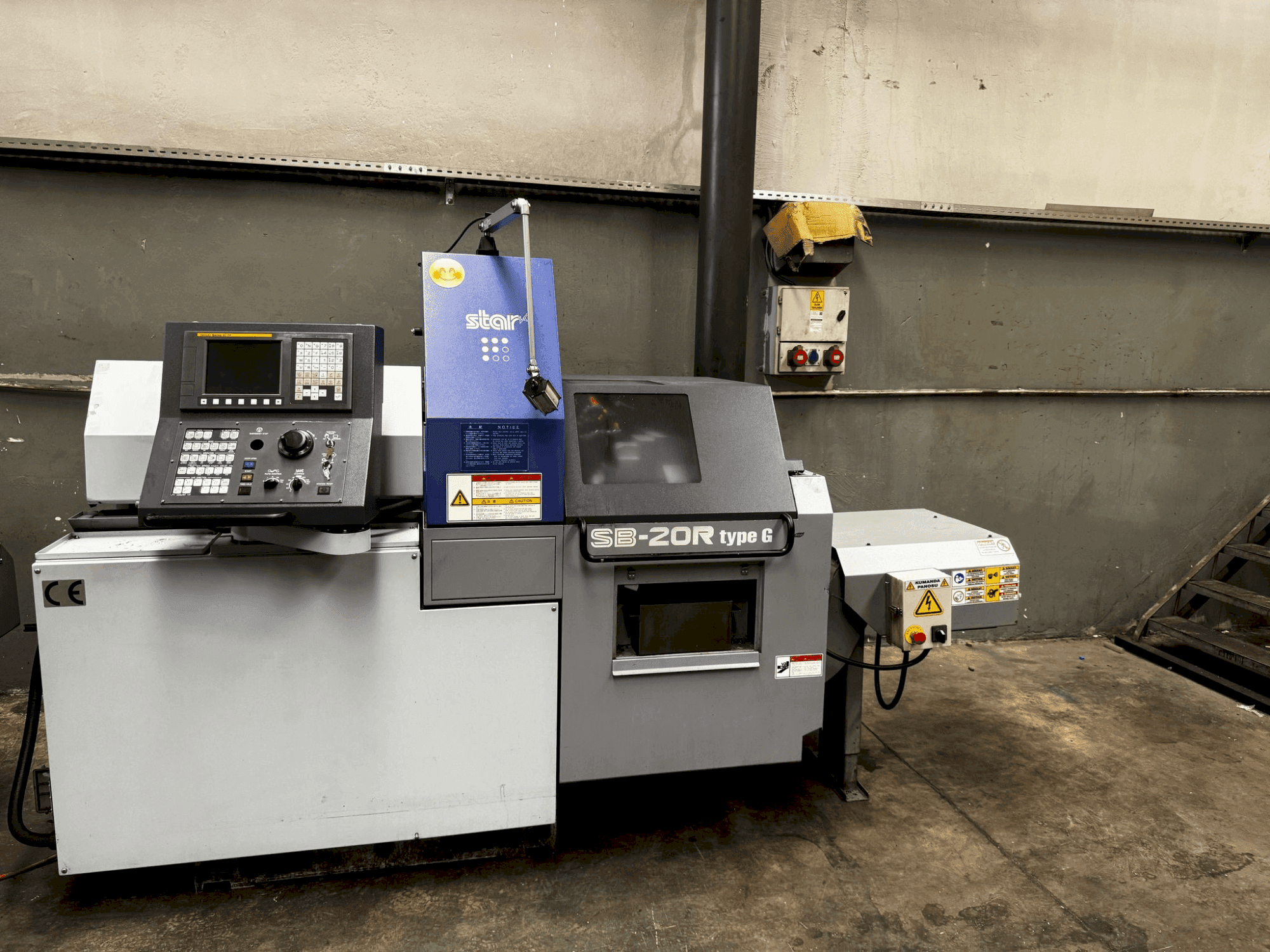 Vista frontal de la máquina Star SB-20R type G