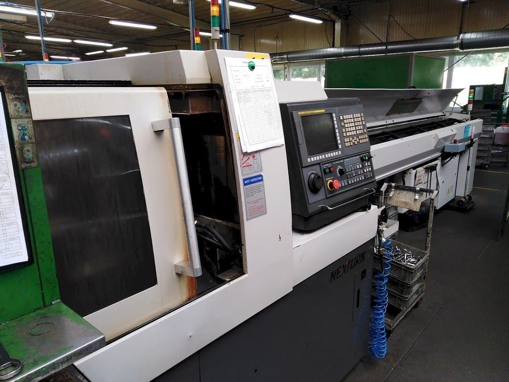 Vista frontal de la máquina Nexturn SA-20E