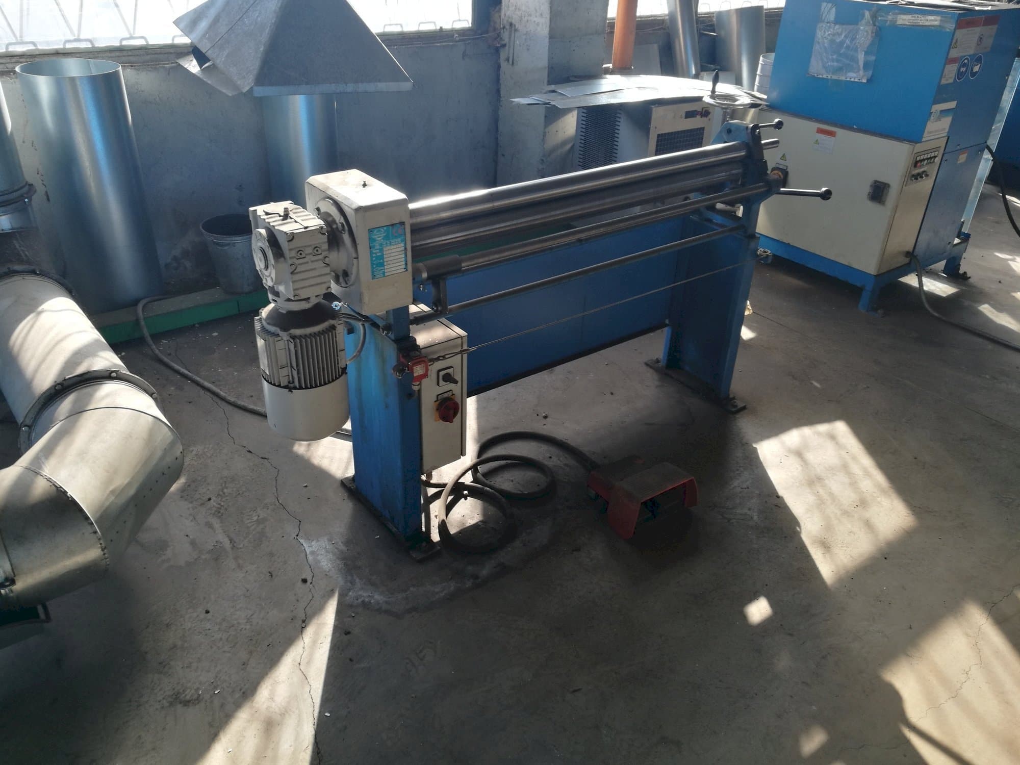 Vista frontal de la máquina SPIRO RME 60/128