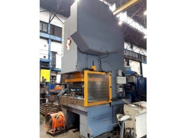 Vista frontal de la máquina Sangiacomo T.450 RCE