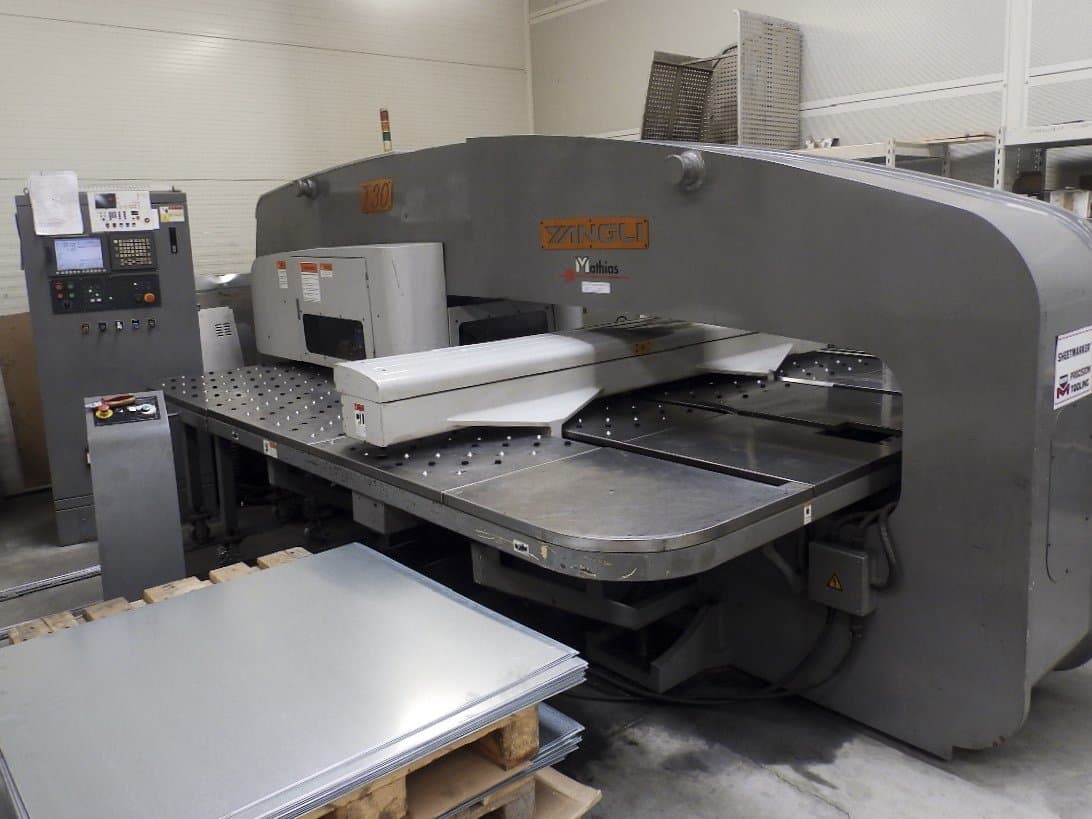 Vista izquierda de la máquina Yangli T30