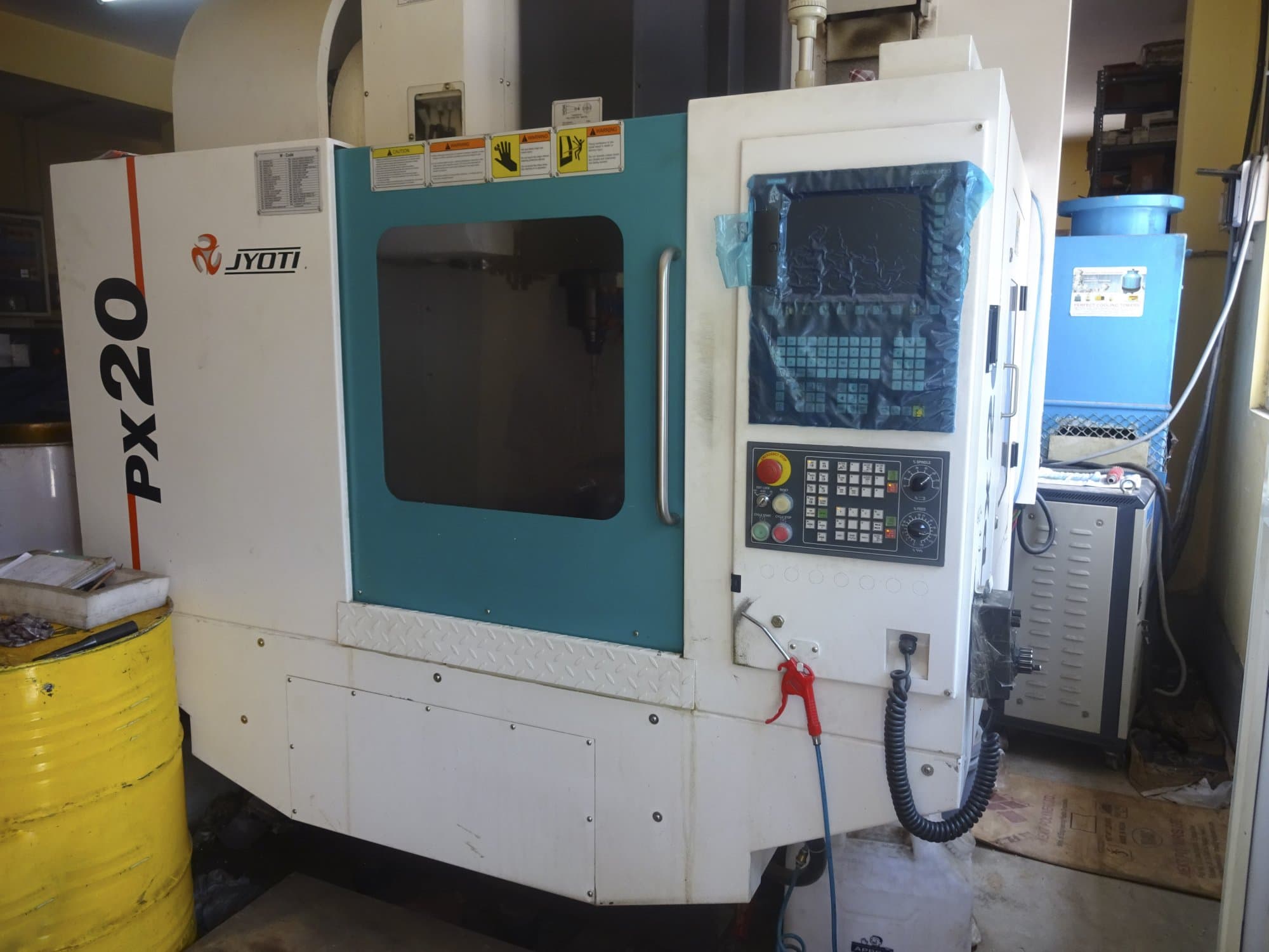Vista frontal 1 de la máquina JYOTI PX-20