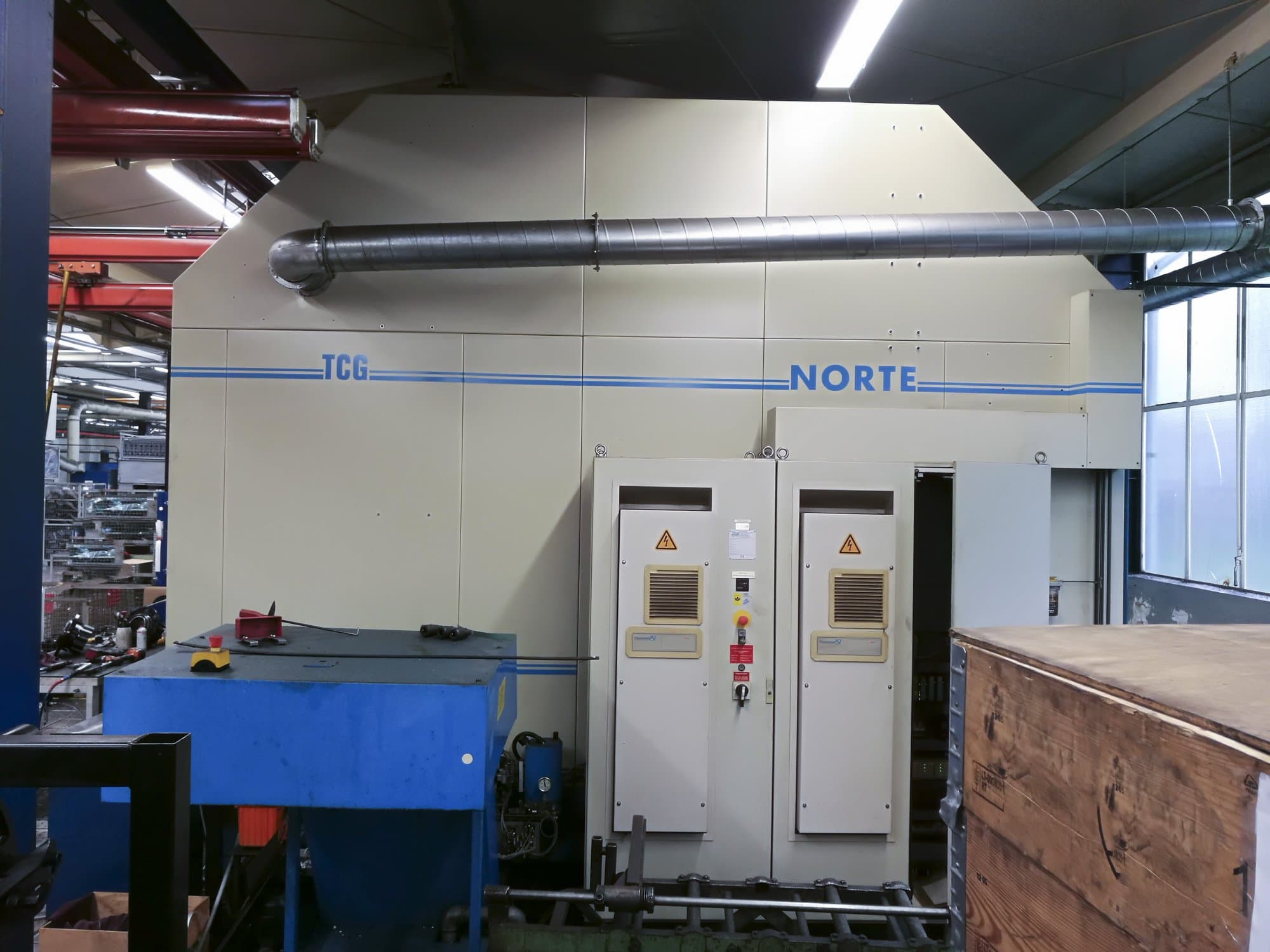 Vista frontal de la máquina NORTE VHS 630