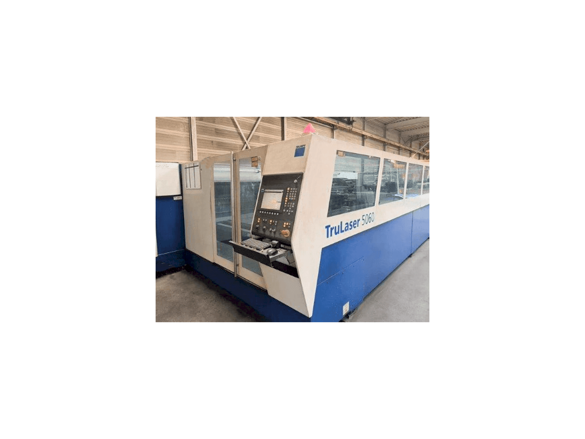 Vista frontal de la máquina TRUMPF TruLaser 5060