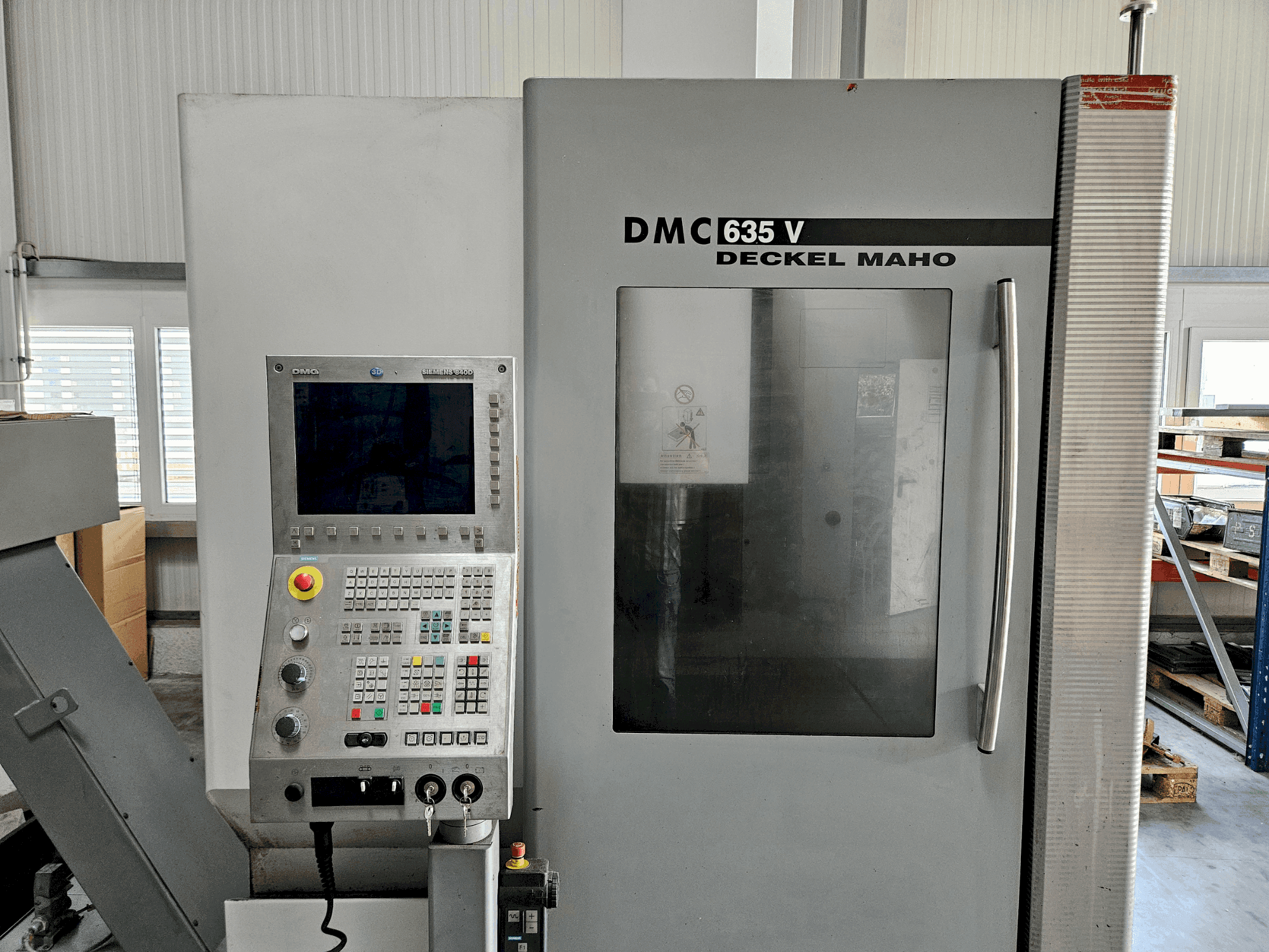 Front view of DECKEL MAHO DMC 635 V machine