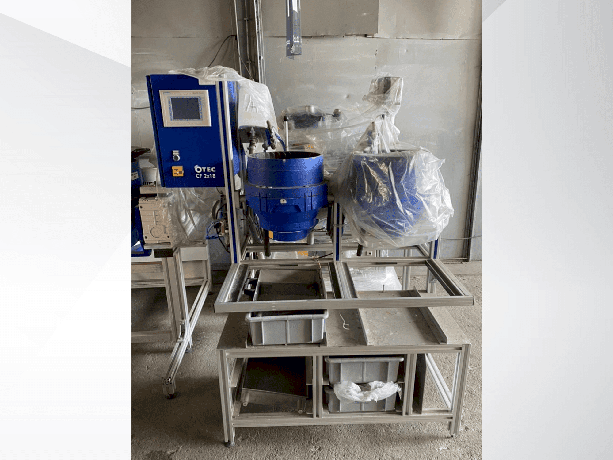 Front view of OTEC CF 2x 18 machine