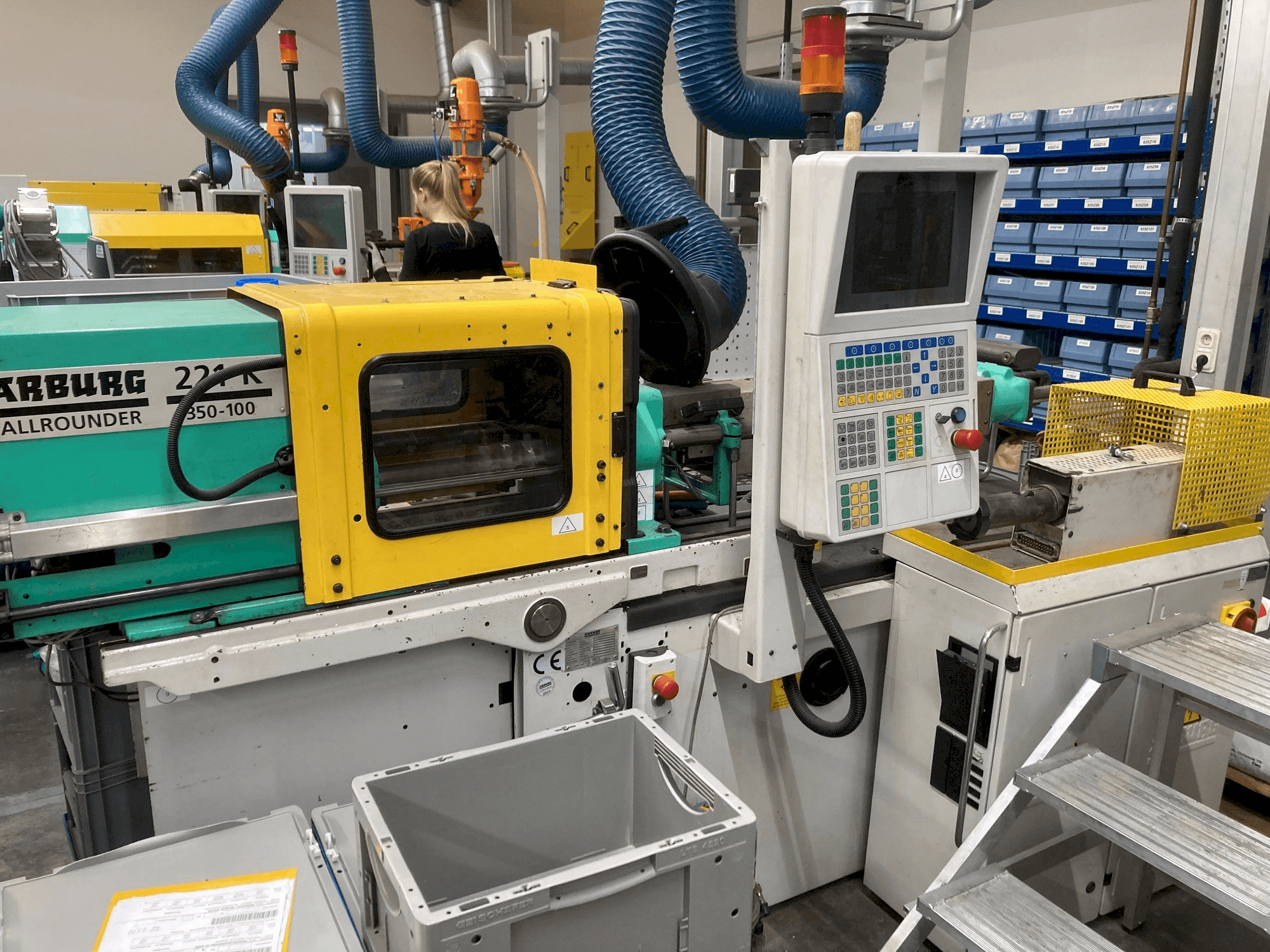 Front view of Arburg 221 K 350-100U machine