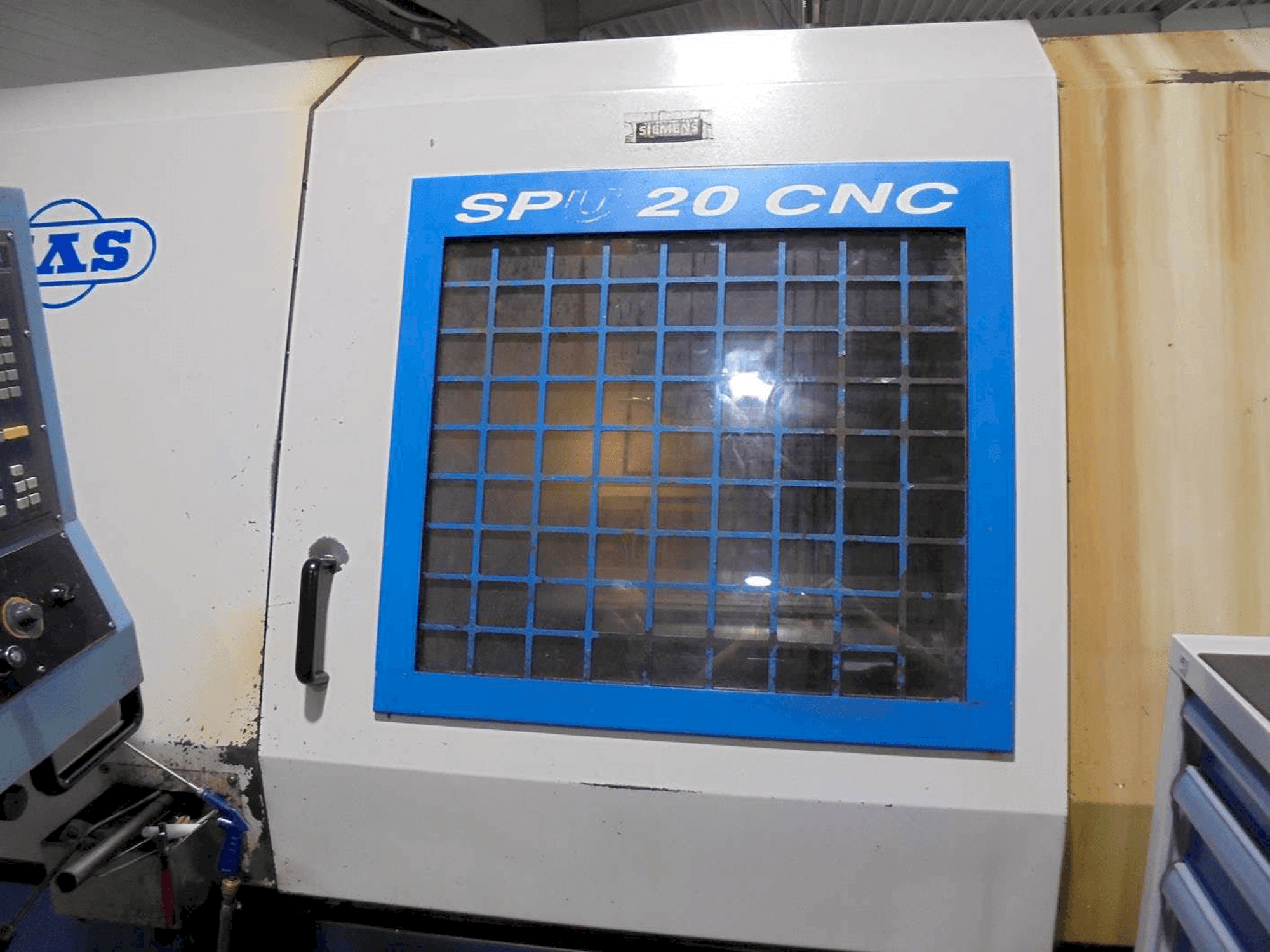 Front view of KOVOSVIT MAS SPU 20 CNC machine