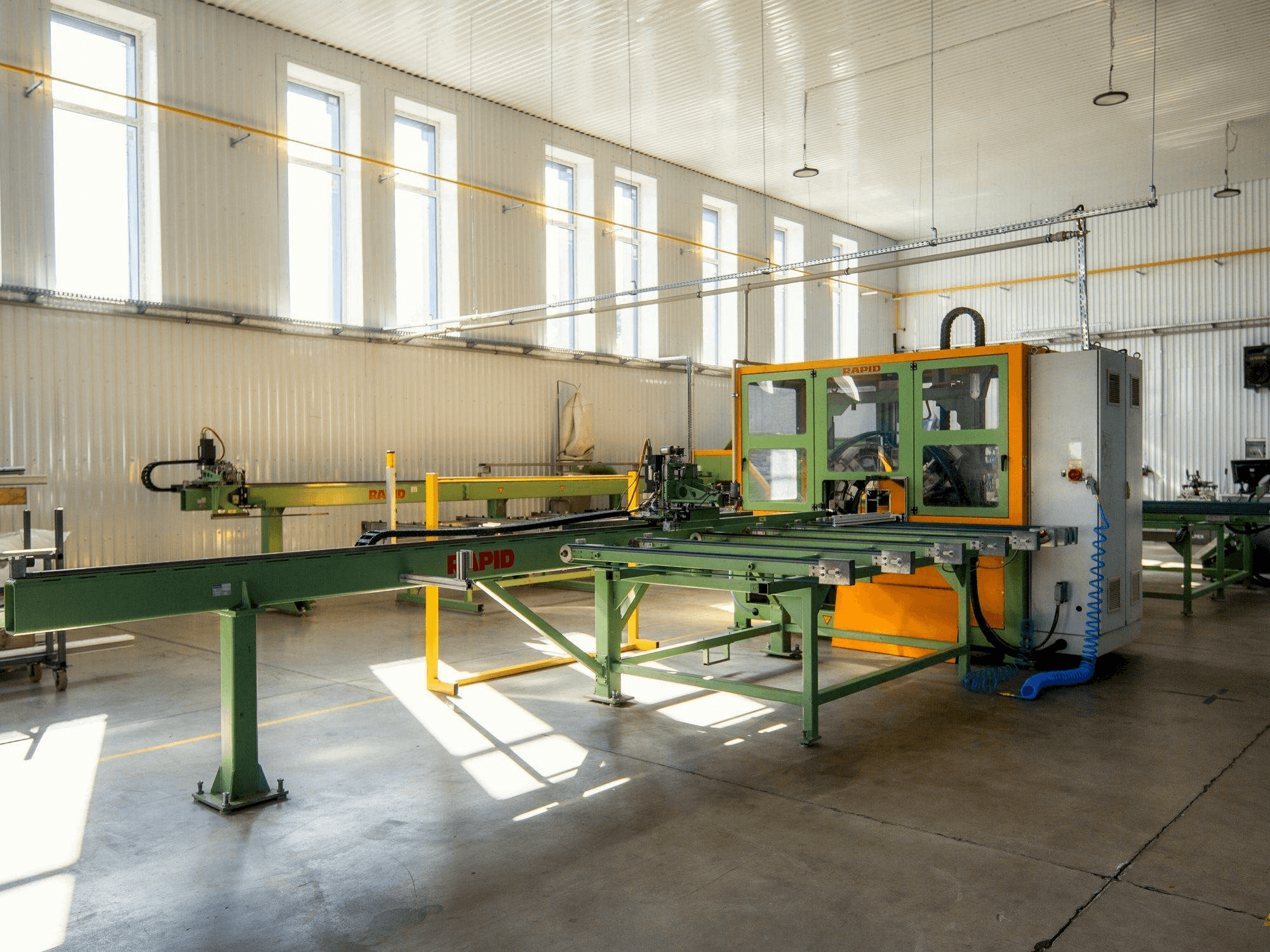 Vista frontal de la máquina RAPID MFC EVOLUTION II