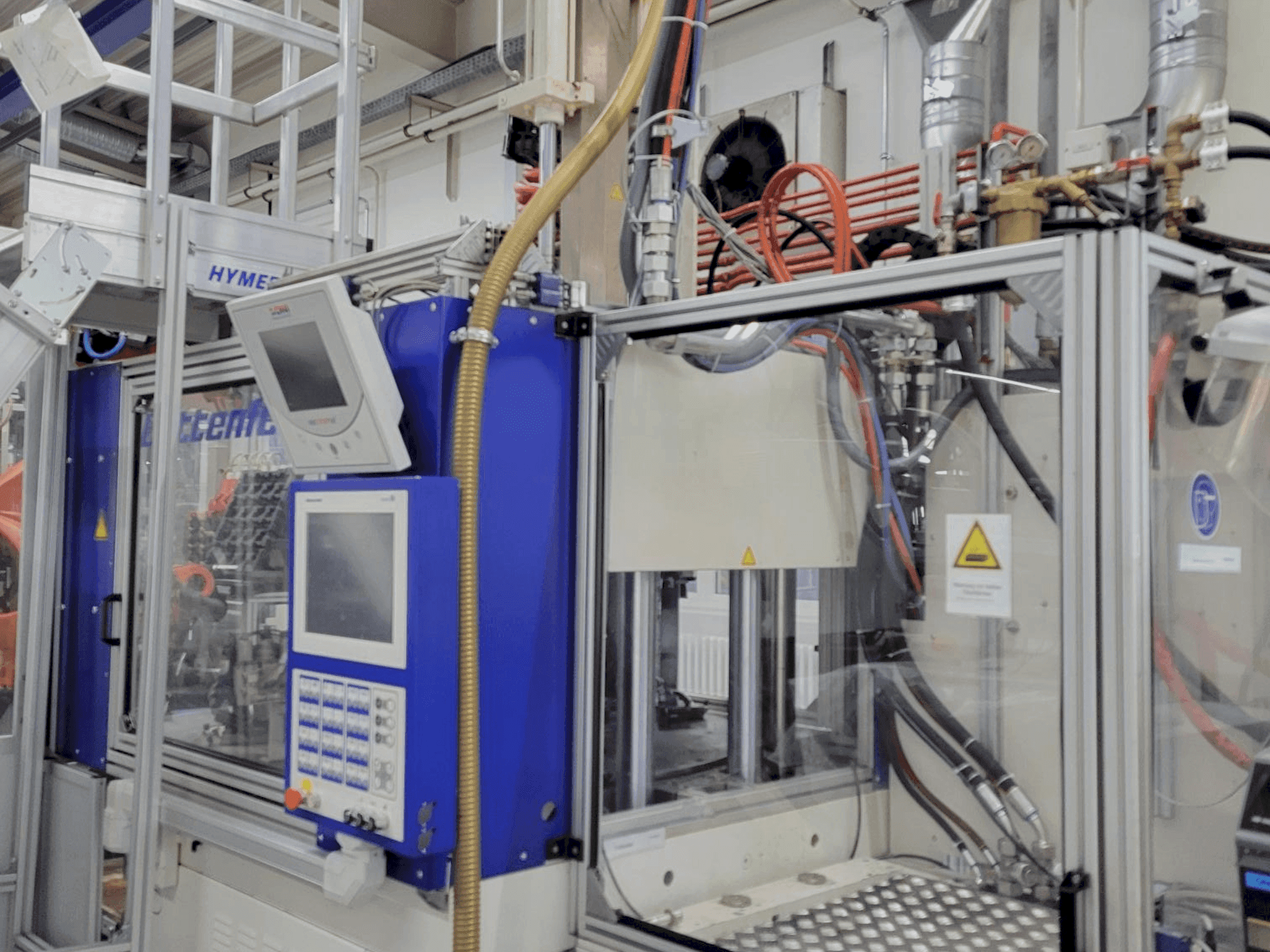 Vista frontal de la máquina Battenfeld VM 150/750V R1520 UNIGLOG B6S