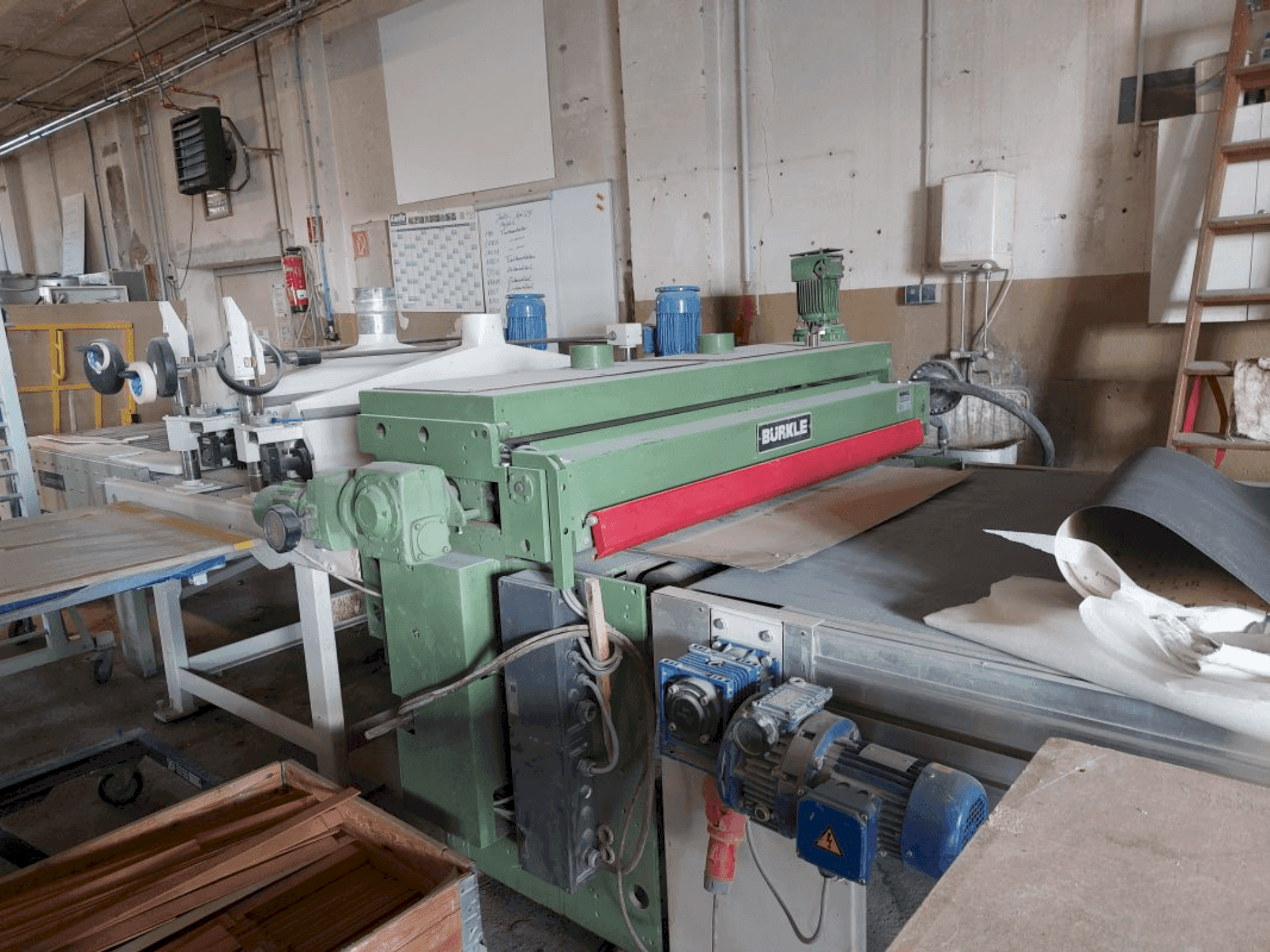 Vista frontal de la máquina BÜRKLE DAL 1 1300