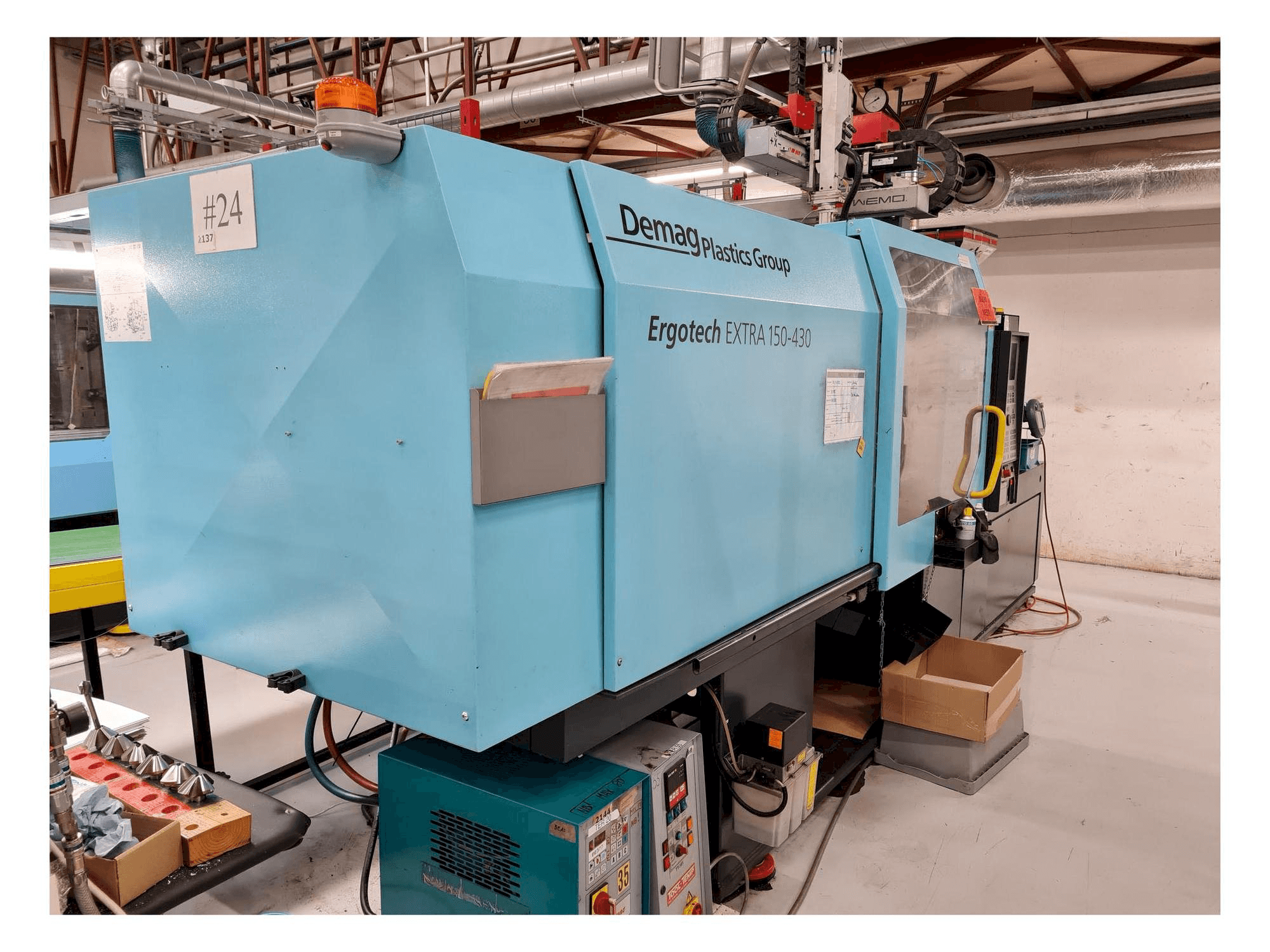 Vista frontal de la máquina DEMAG Ergotech EXTRA 150-430