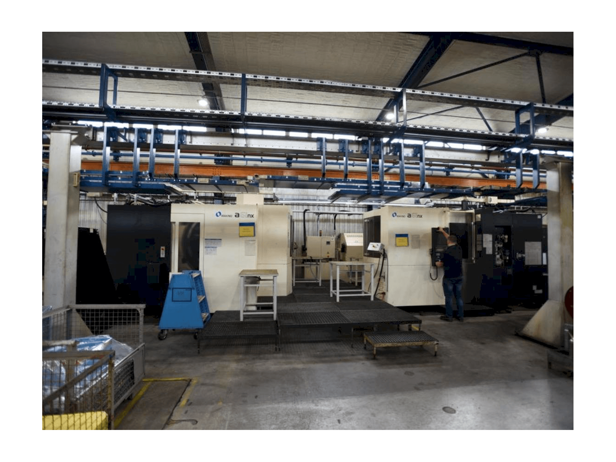 Vista frontal de la máquina Makino a61nx Pro 6