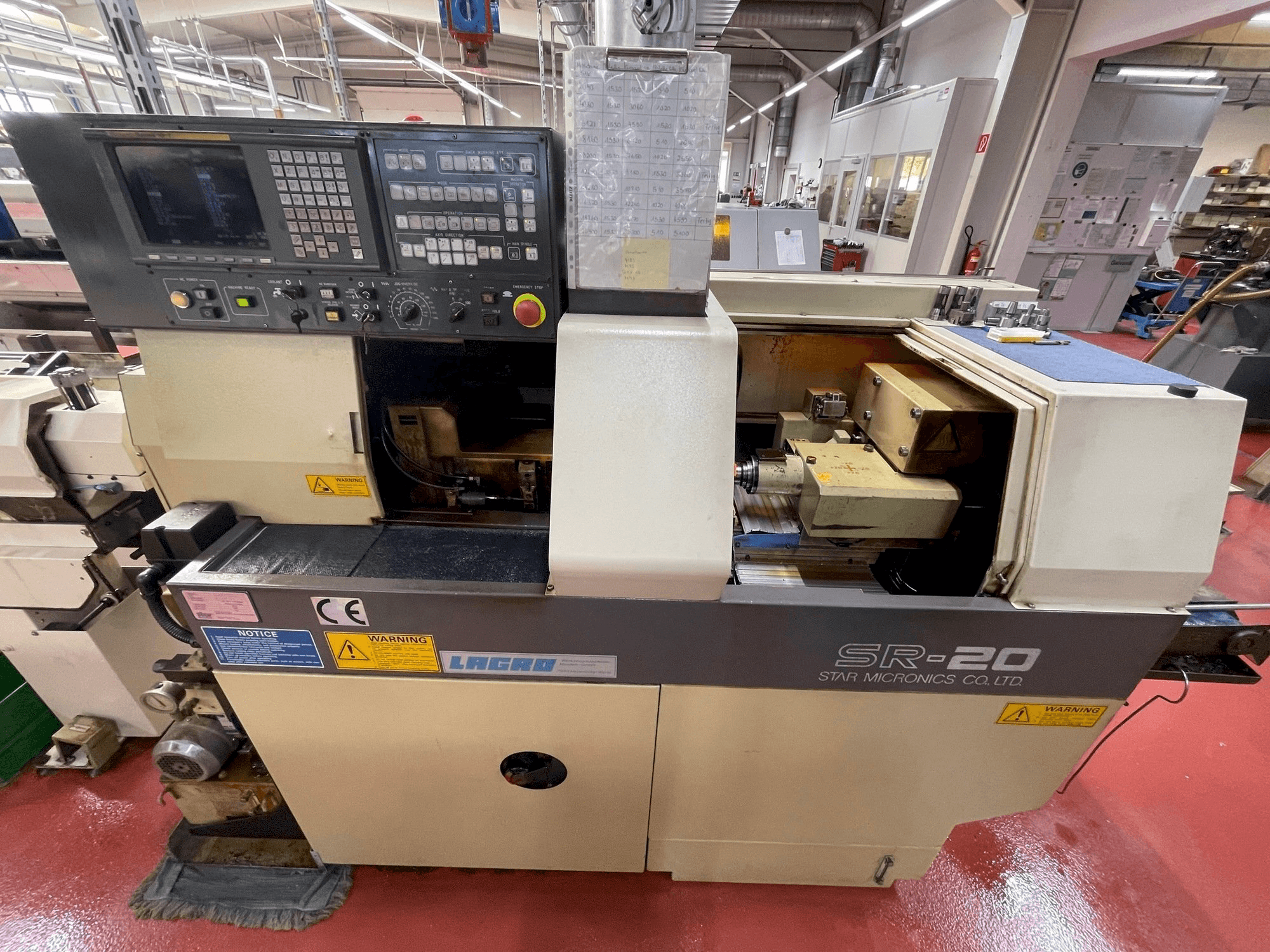 Front view of Star SR-20 machine