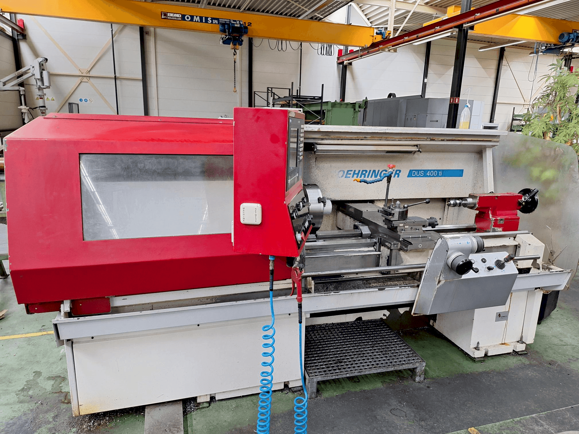 Vista frontal de la máquina BOEHRINGER DUS 400 ti