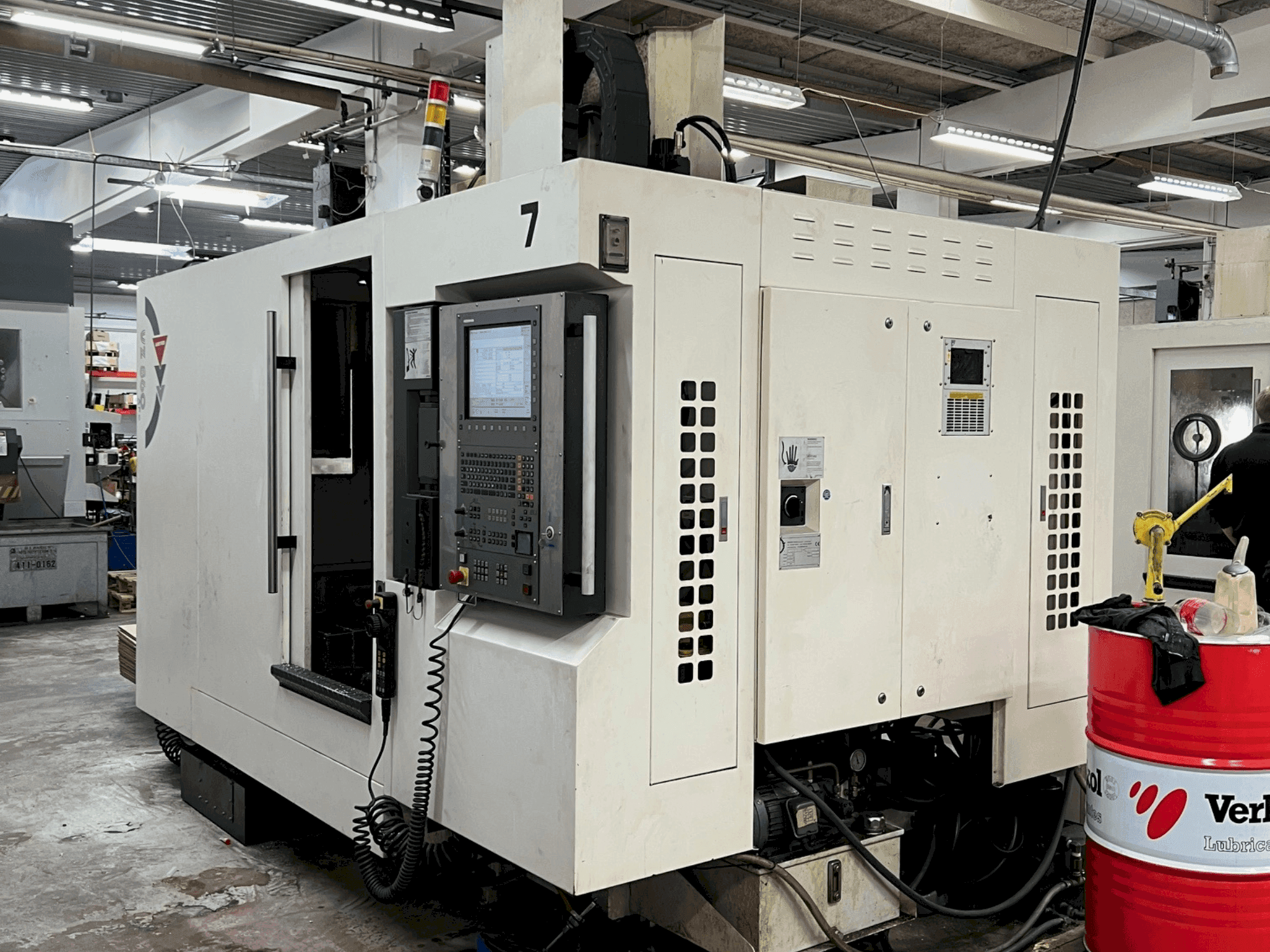 Vista frontal de la máquina WEMAS VZ 860 APC