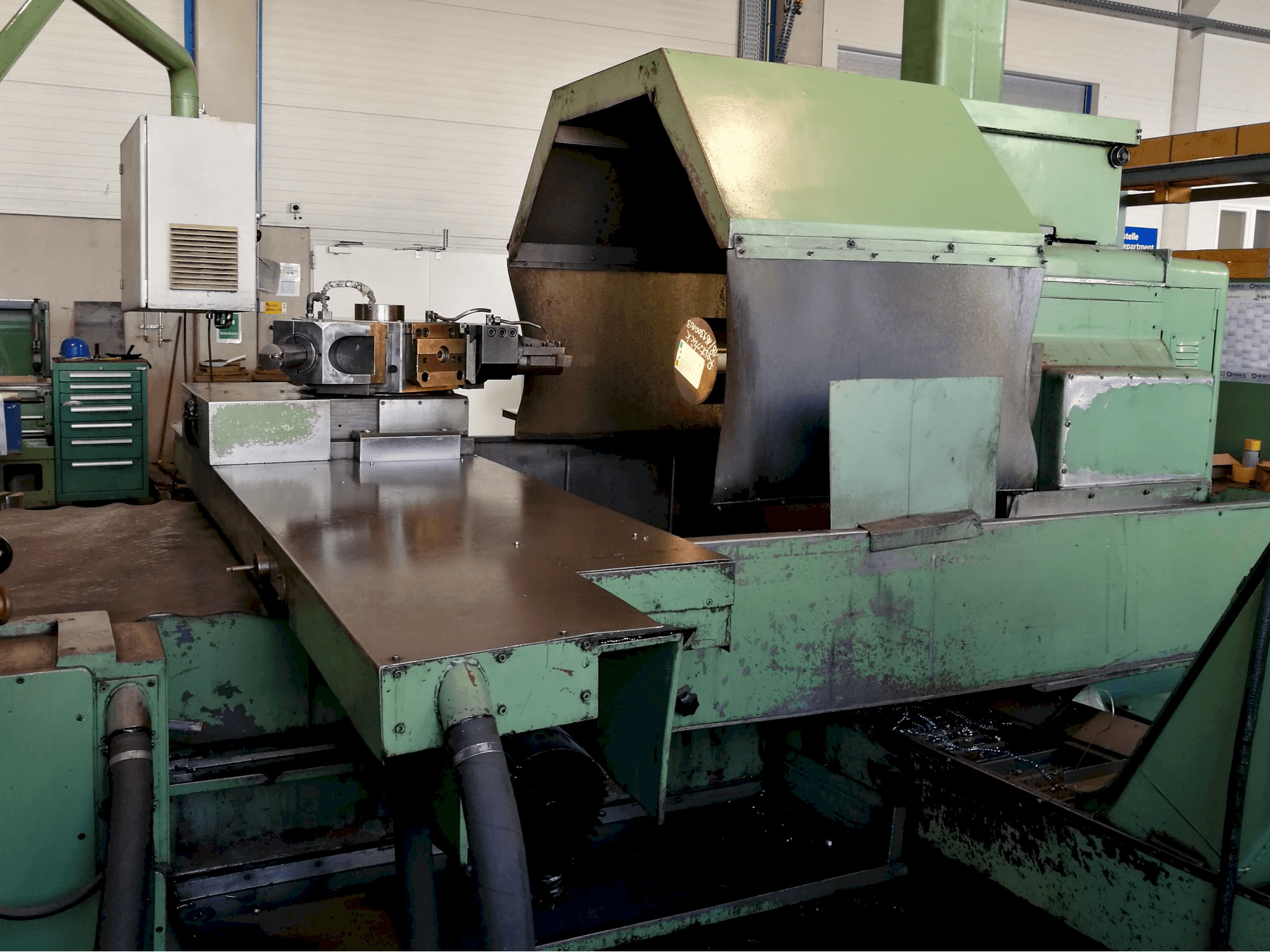 Vista lateral derecha de la máquina HEID DF NCC 1000